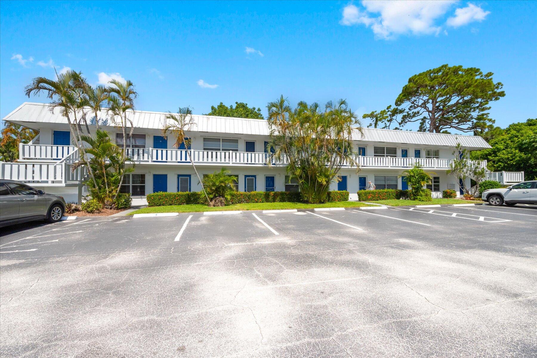 2929 SE Ocean Boulevard 2