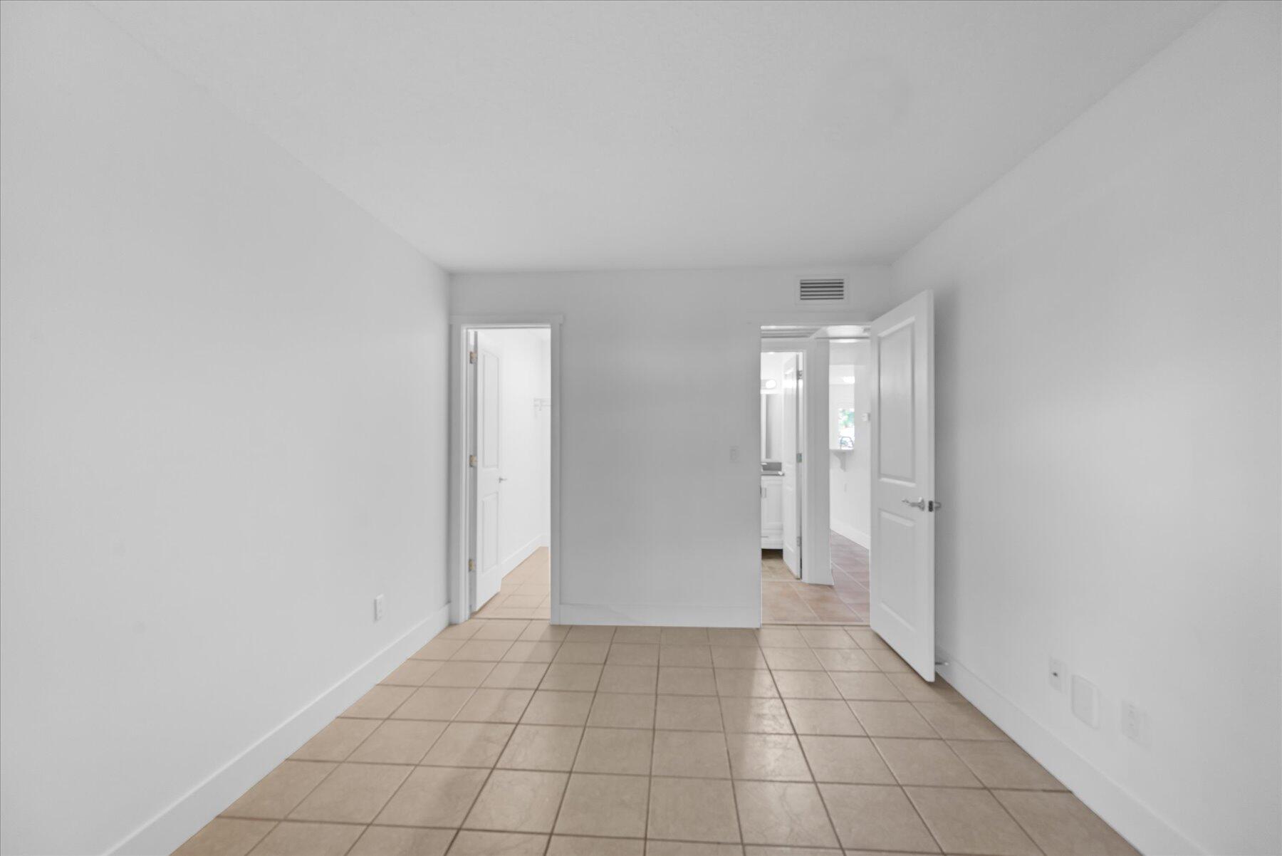 2929 SE Ocean Boulevard 2