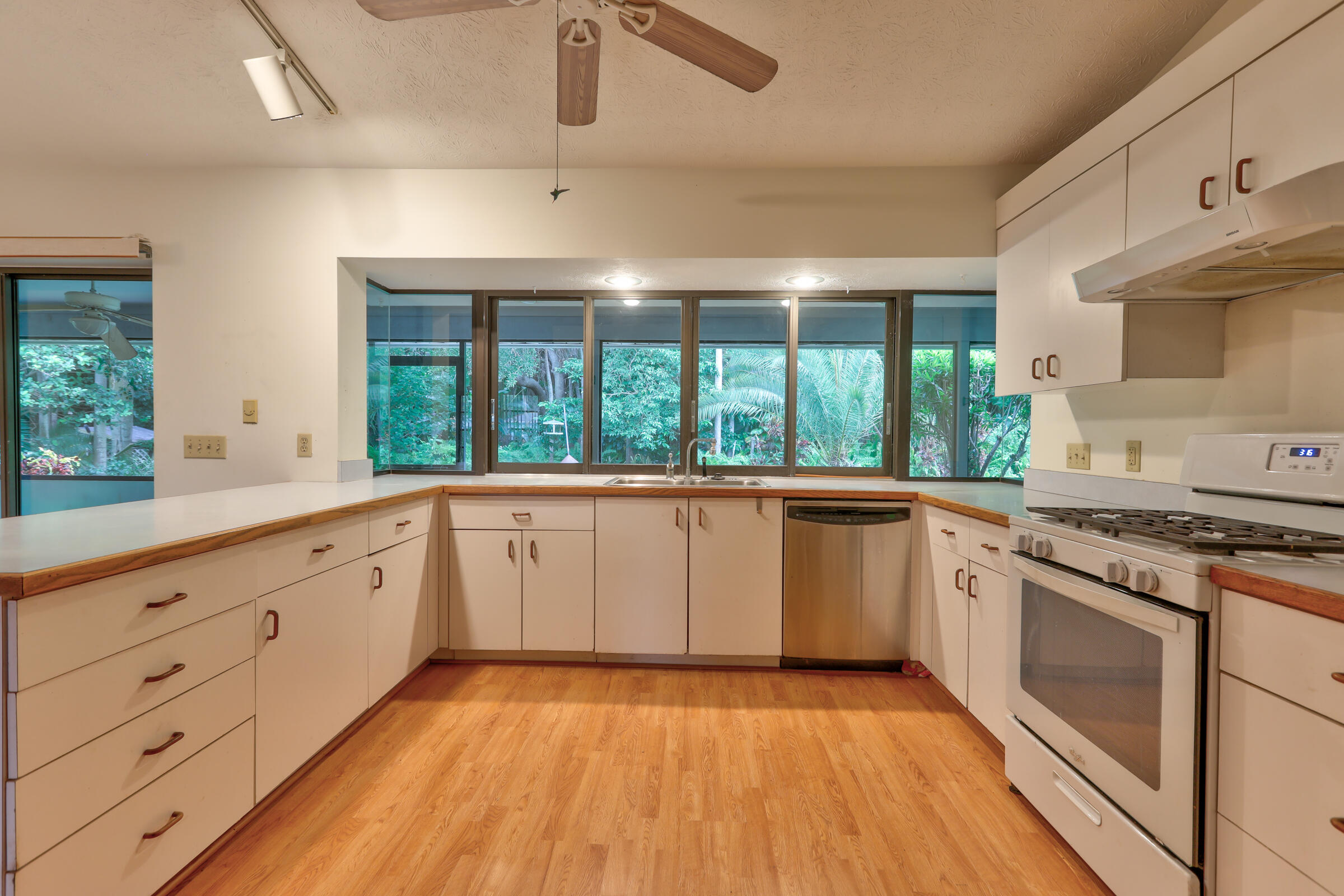 1307 NE Sago Drive