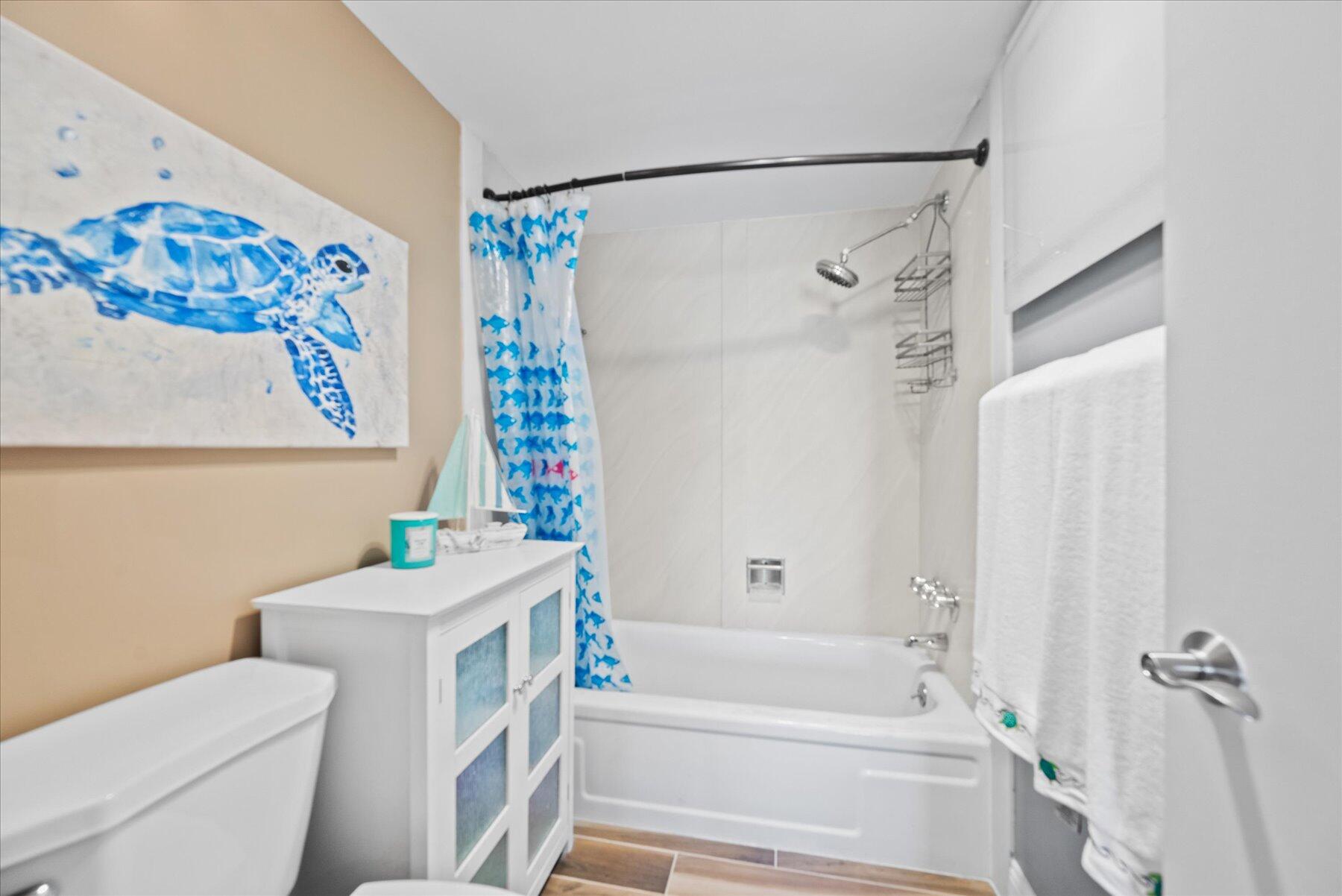 3040 Lakeshore Drive 301