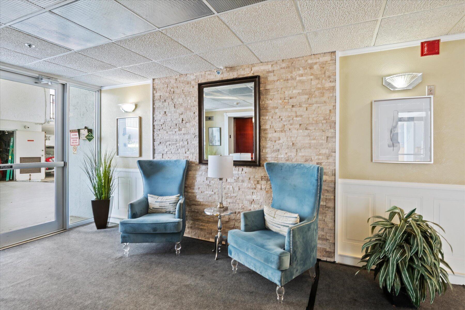 3040 Lakeshore Drive 301