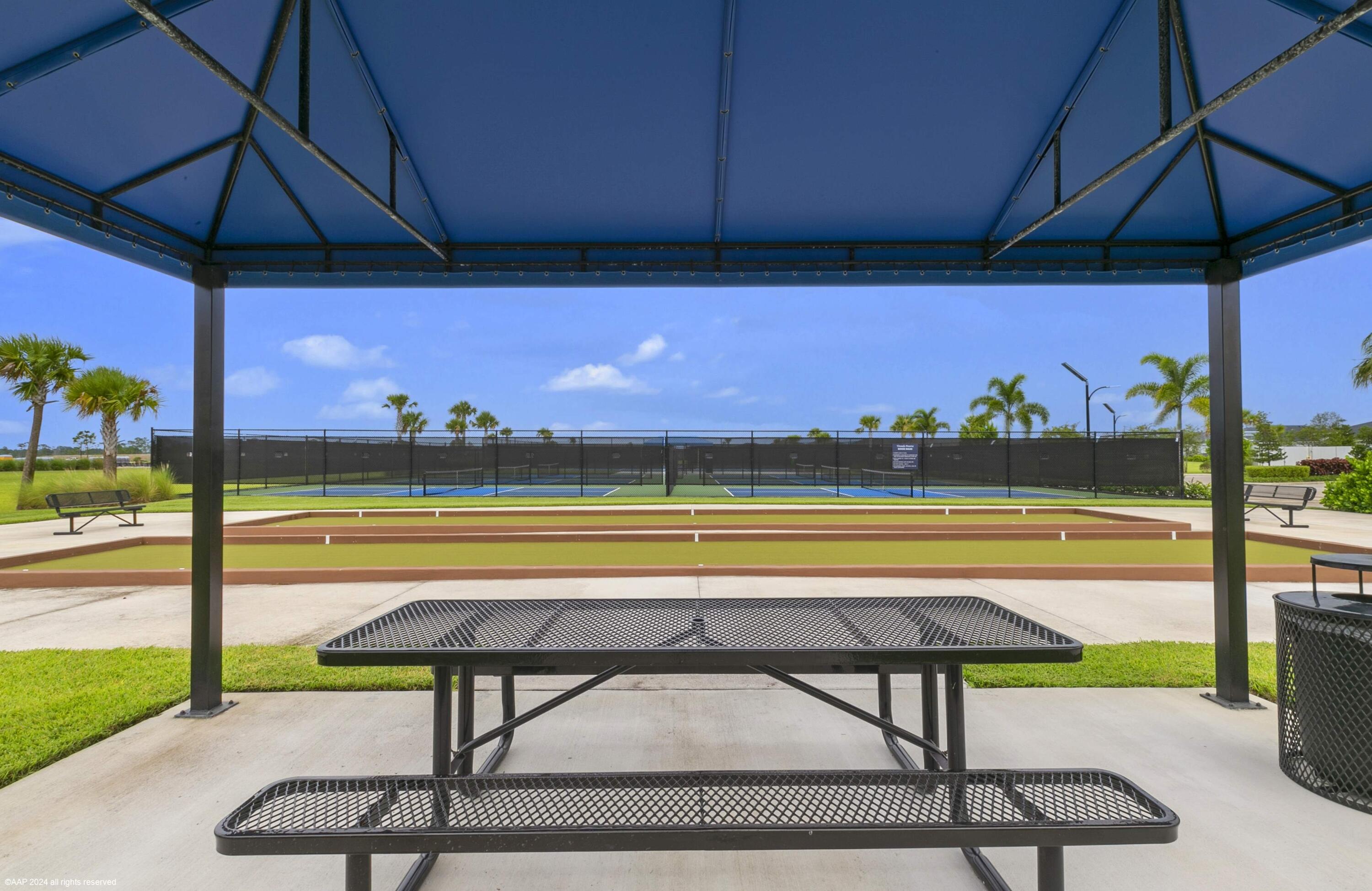 2073 SE Crosswood Way, Port St. Lucie