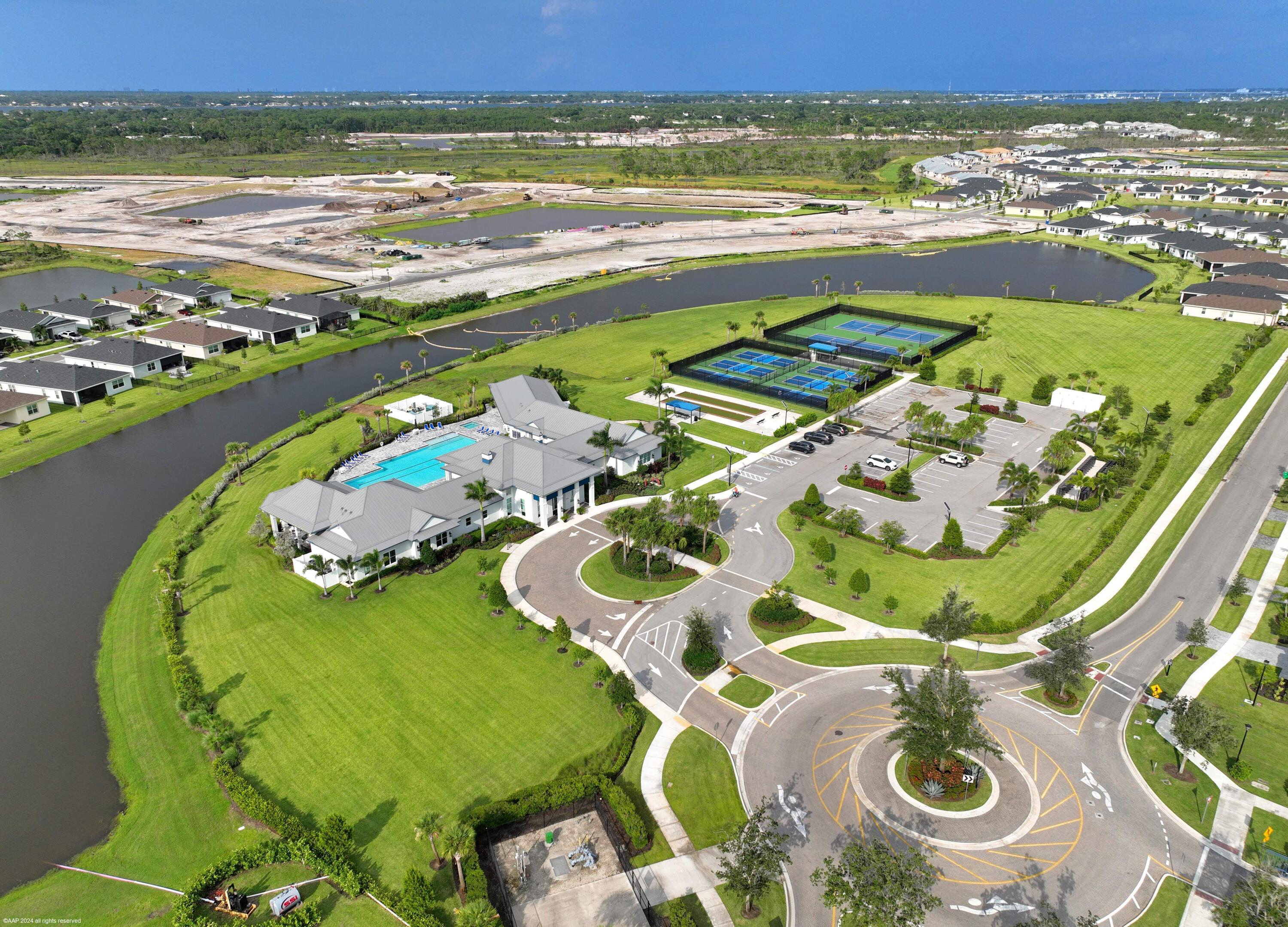 2073 SE Crosswood Way, Port St. Lucie