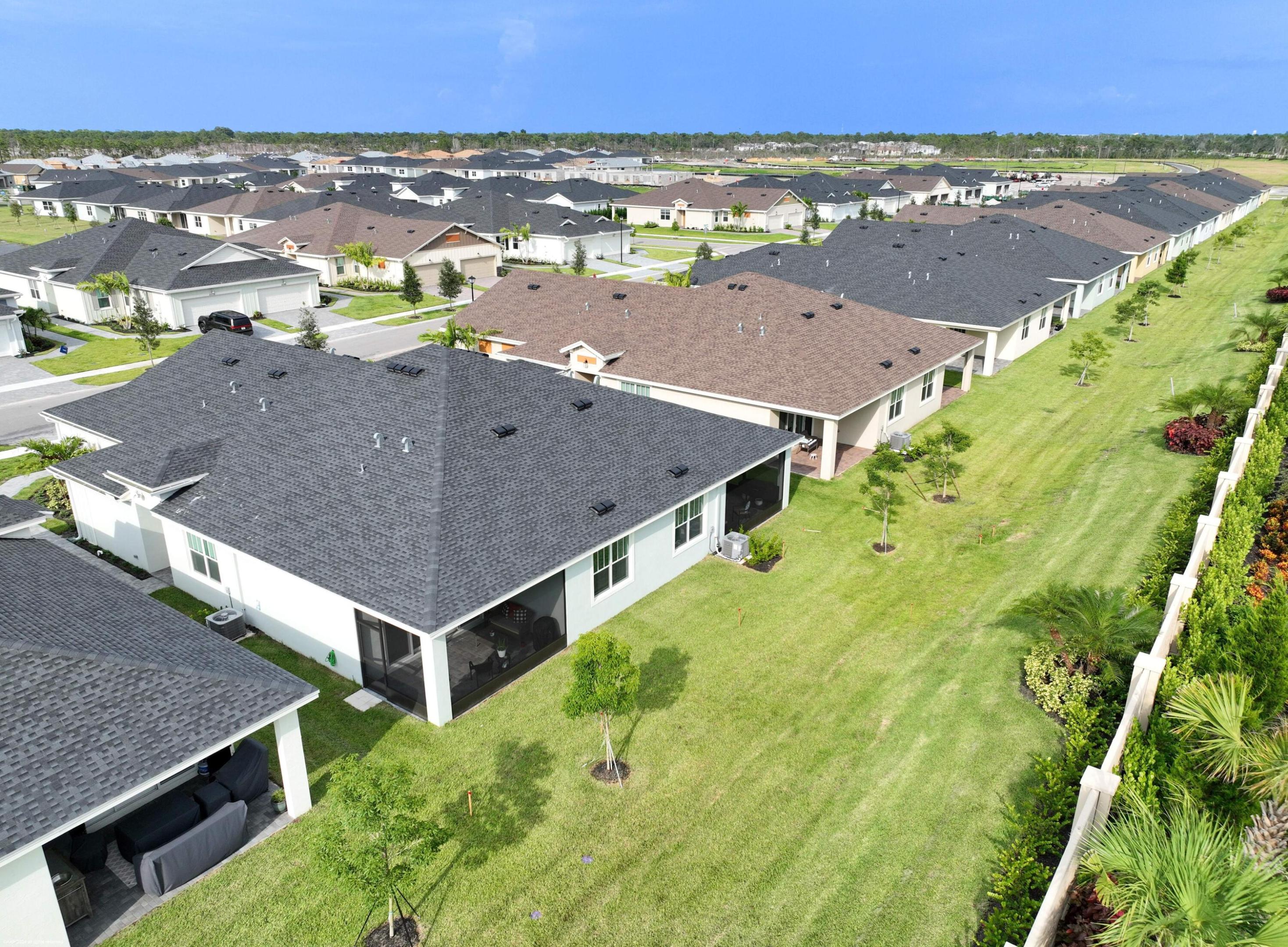 2073 SE Crosswood Way, Port St. Lucie