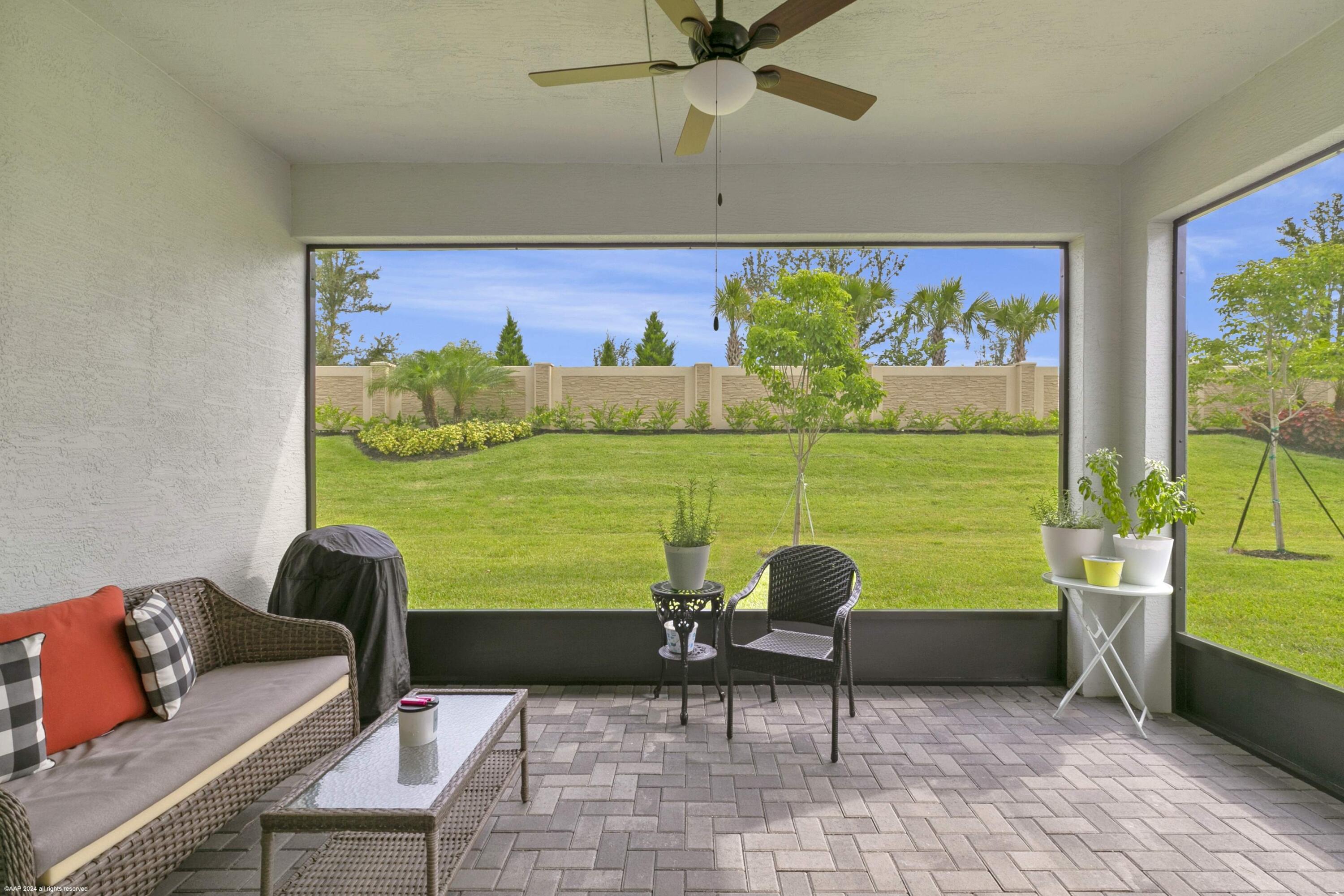 2073 SE Crosswood Way, Port St. Lucie