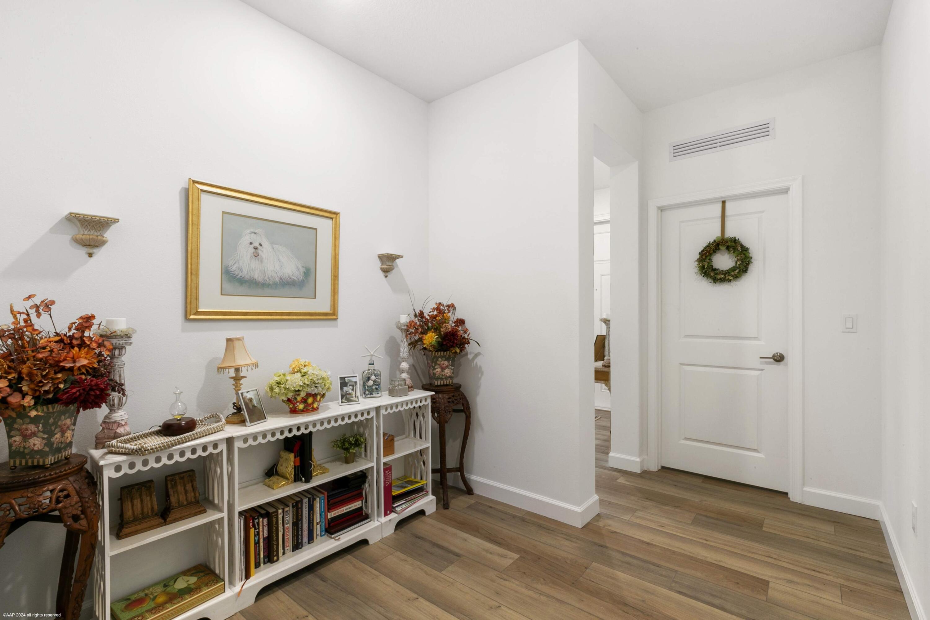 2073 SE Crosswood Way, Port St. Lucie