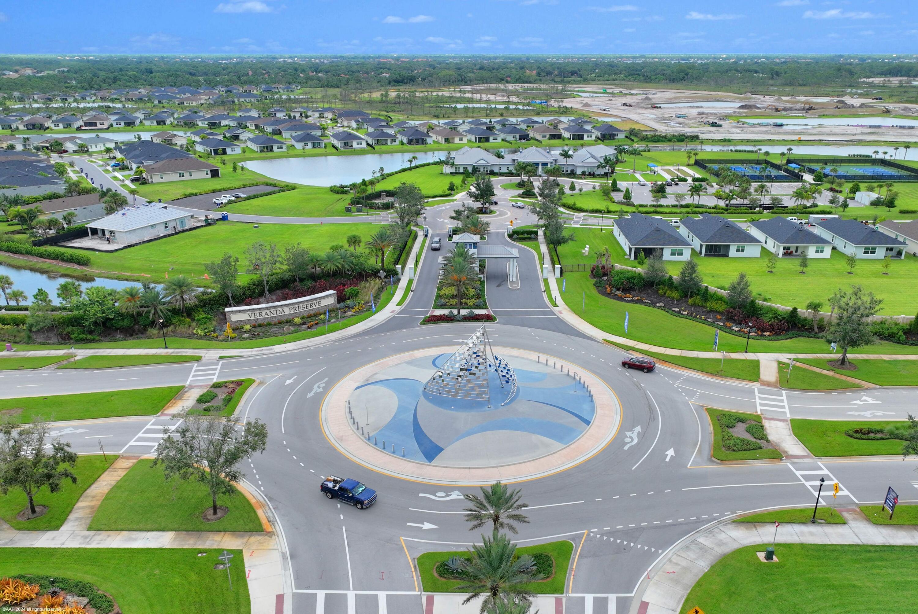 2073 SE Crosswood Way, Port St. Lucie