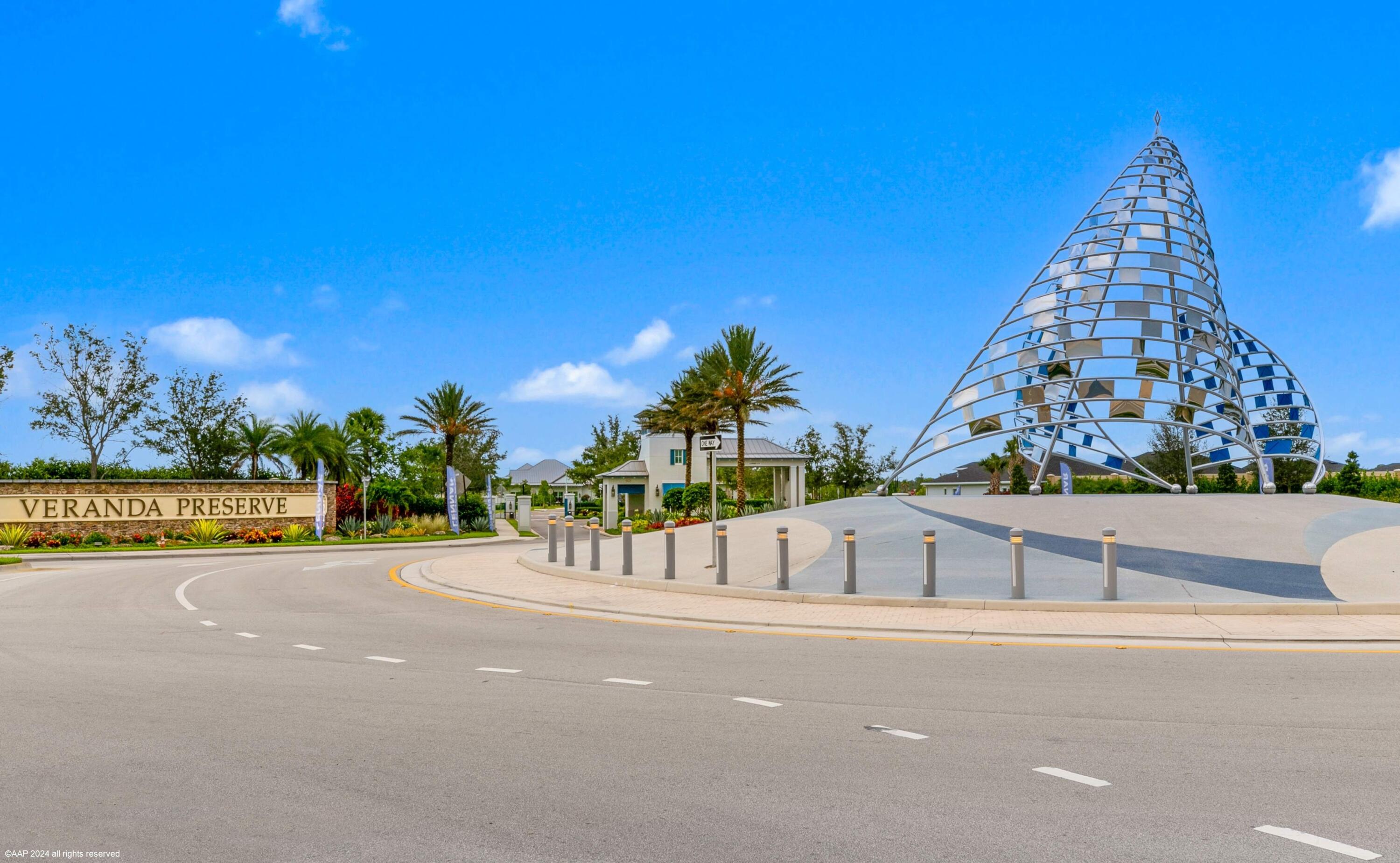 2073 SE Crosswood Way, Port St. Lucie