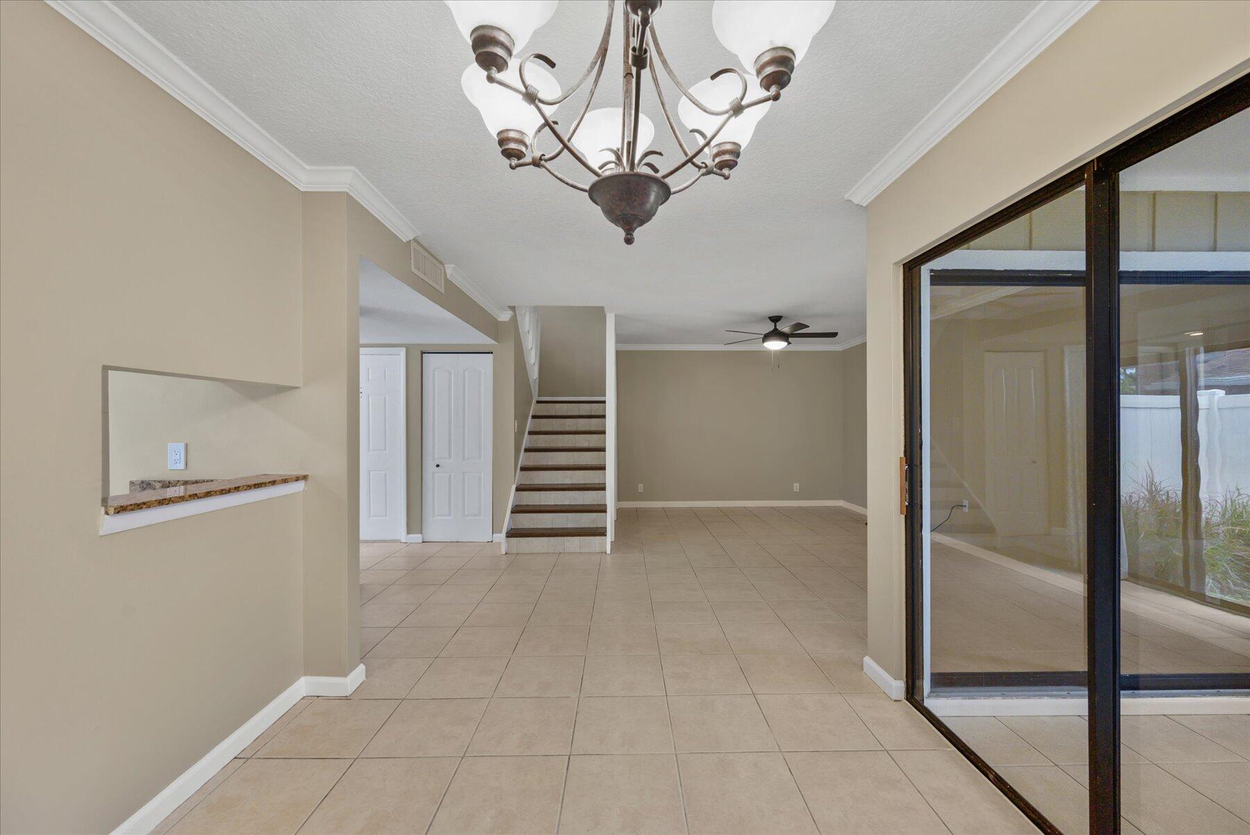 402 Lakewood Court 2b