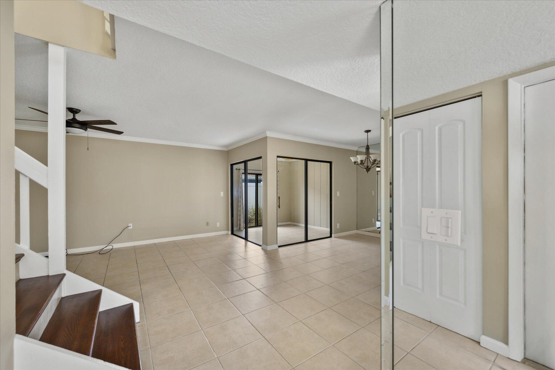 402 Lakewood Court 2b