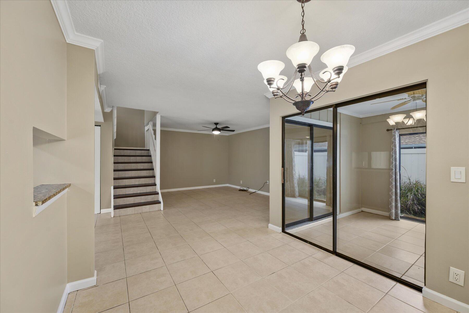 402 Lakewood Court 2b