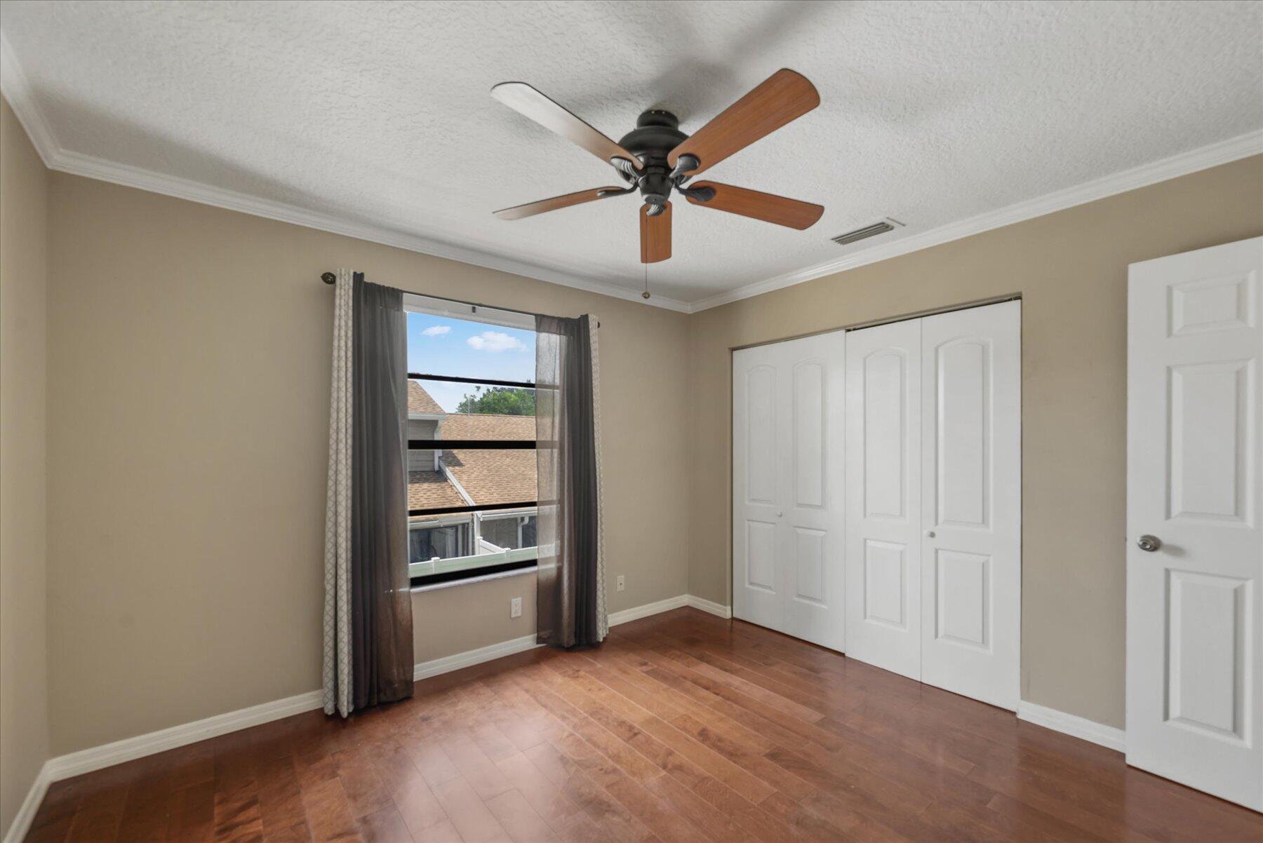 402 Lakewood Court 2b
