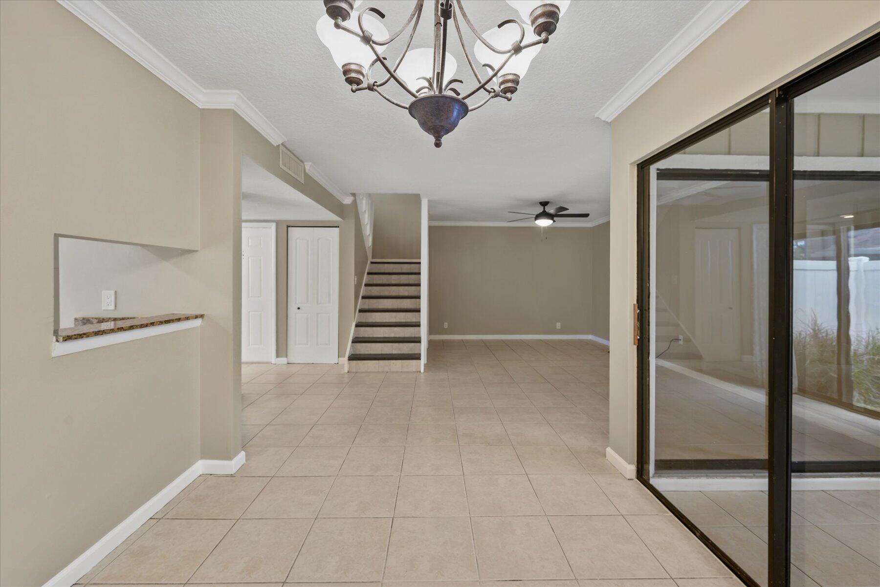 402 Lakewood Court 2b