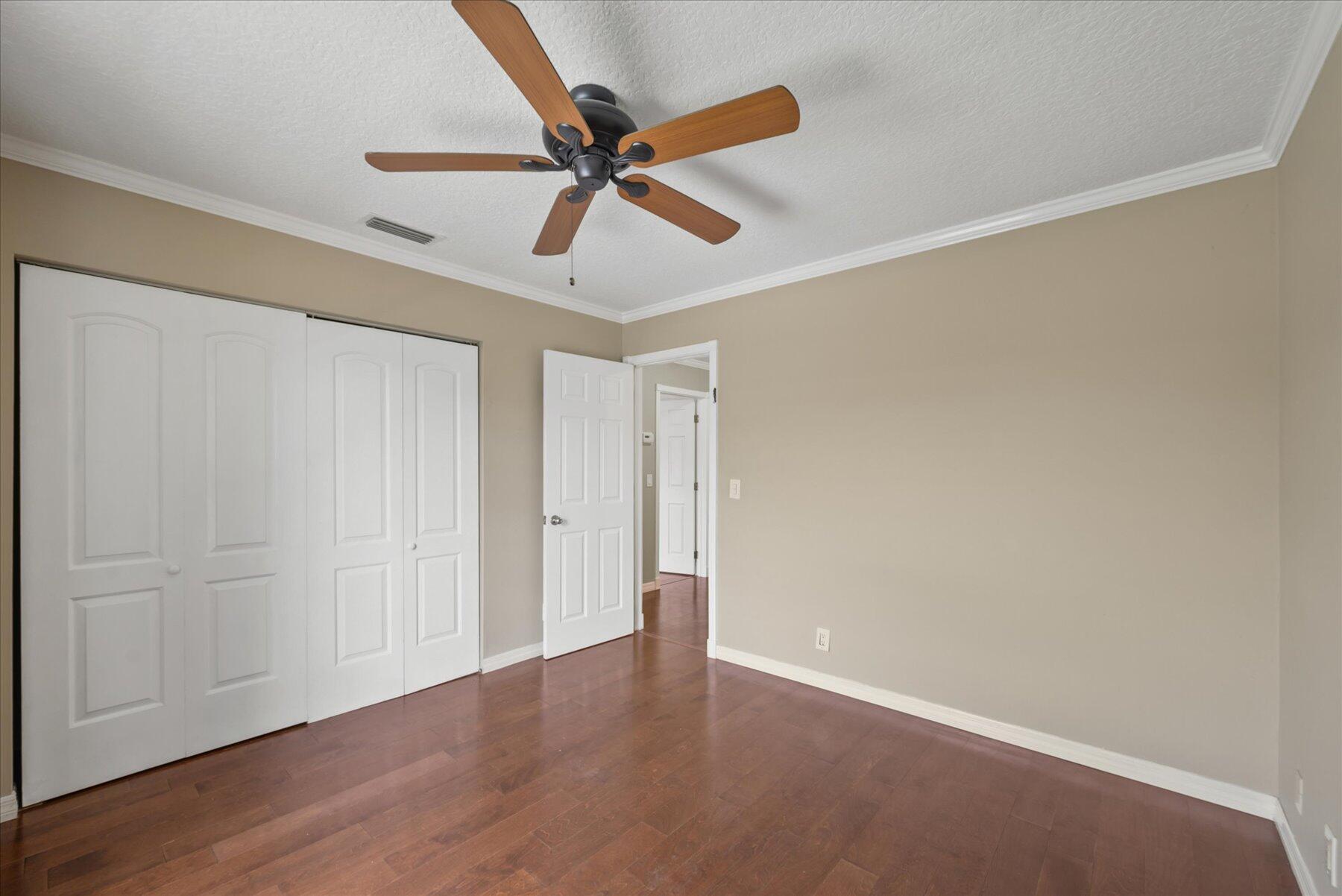 402 Lakewood Court 2b