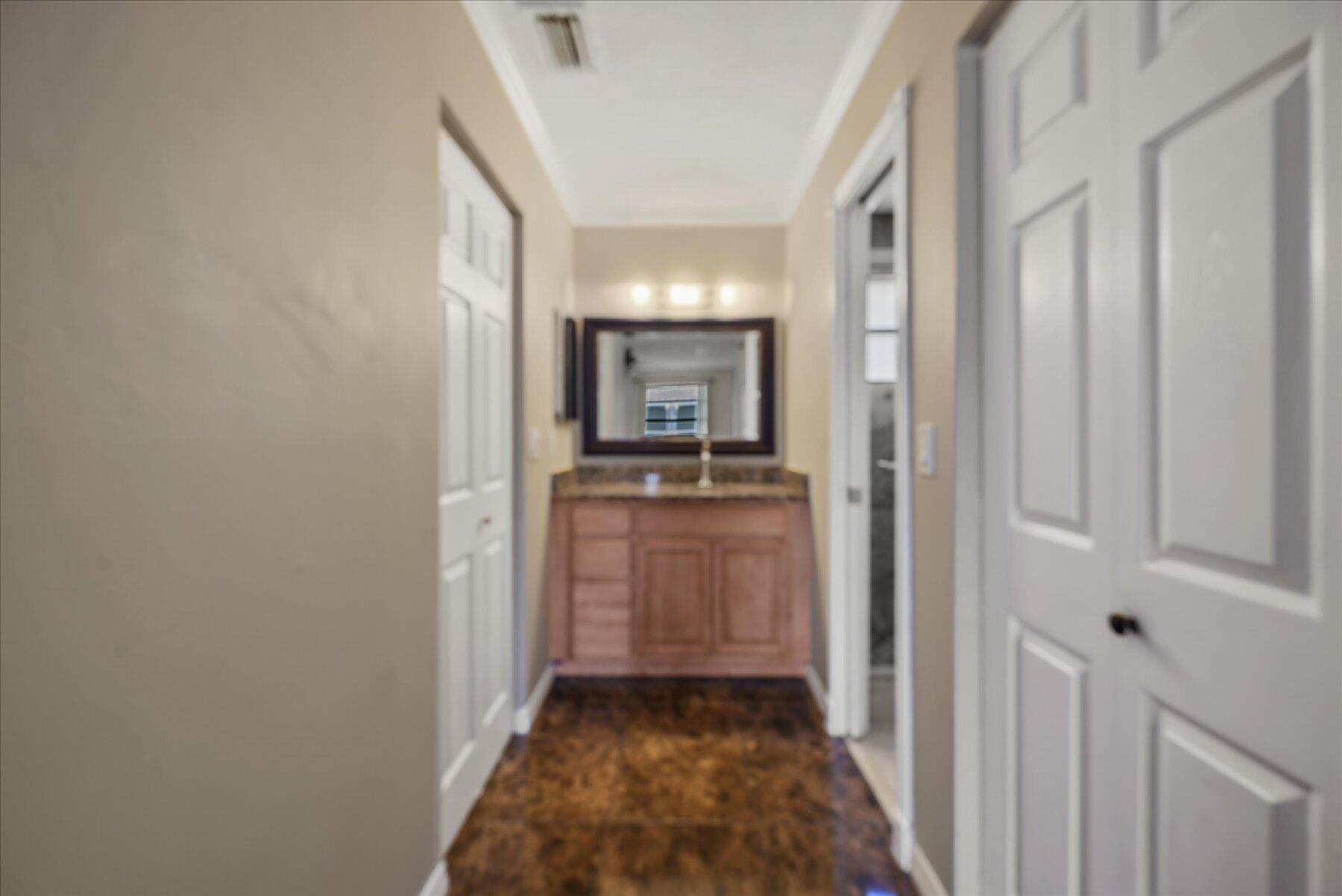 402 Lakewood Court 2b