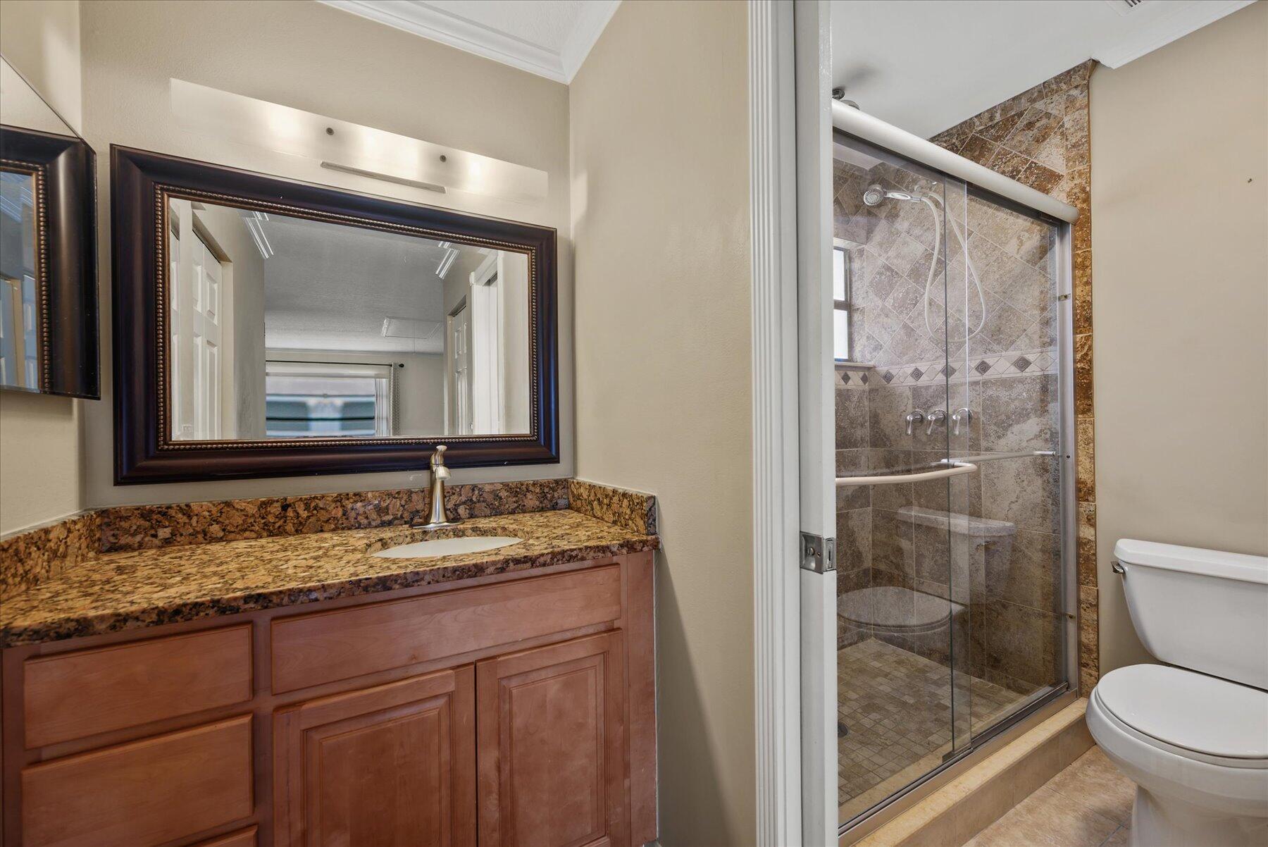 402 Lakewood Court 2b