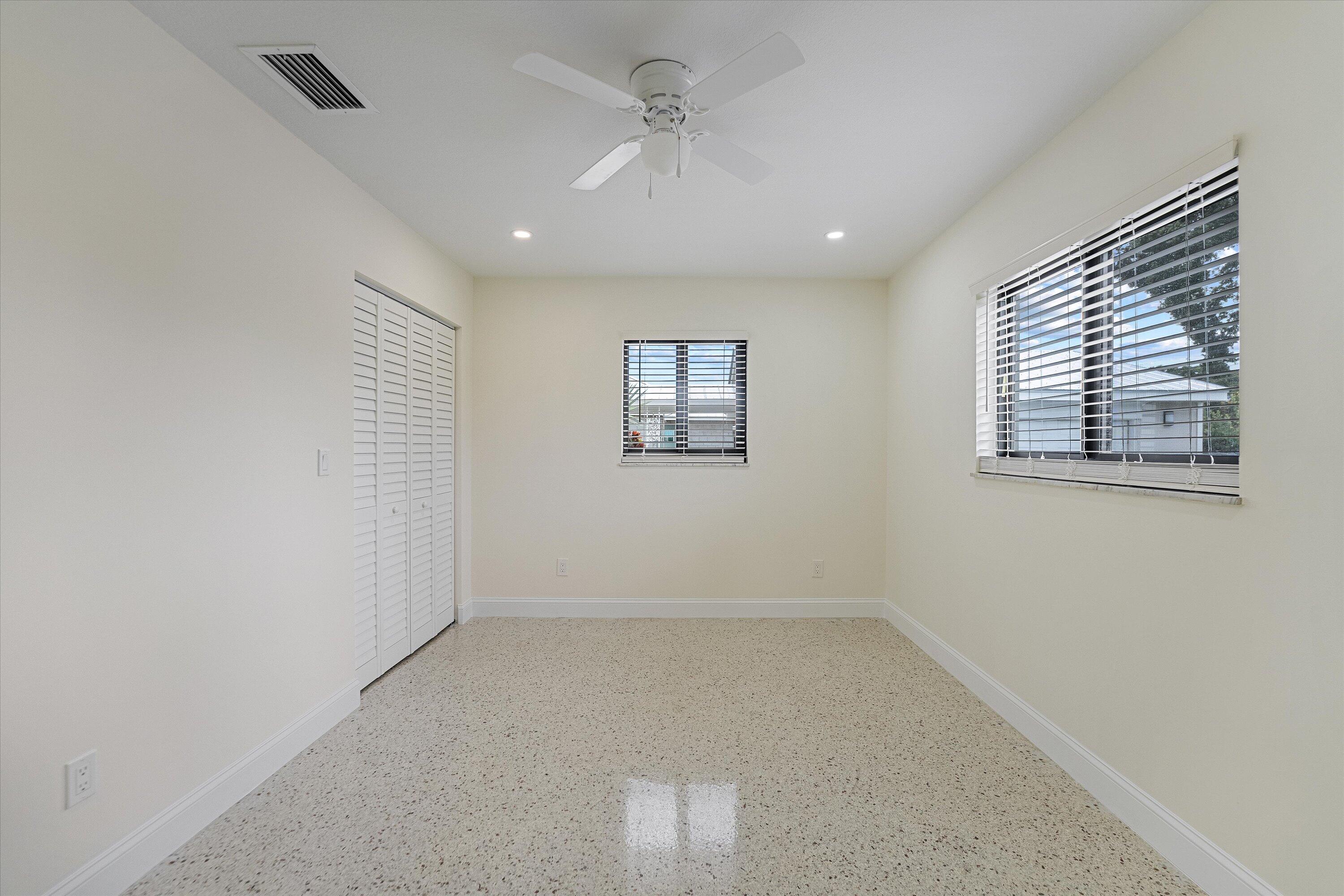 1134 NW Spruce Ridge Drive