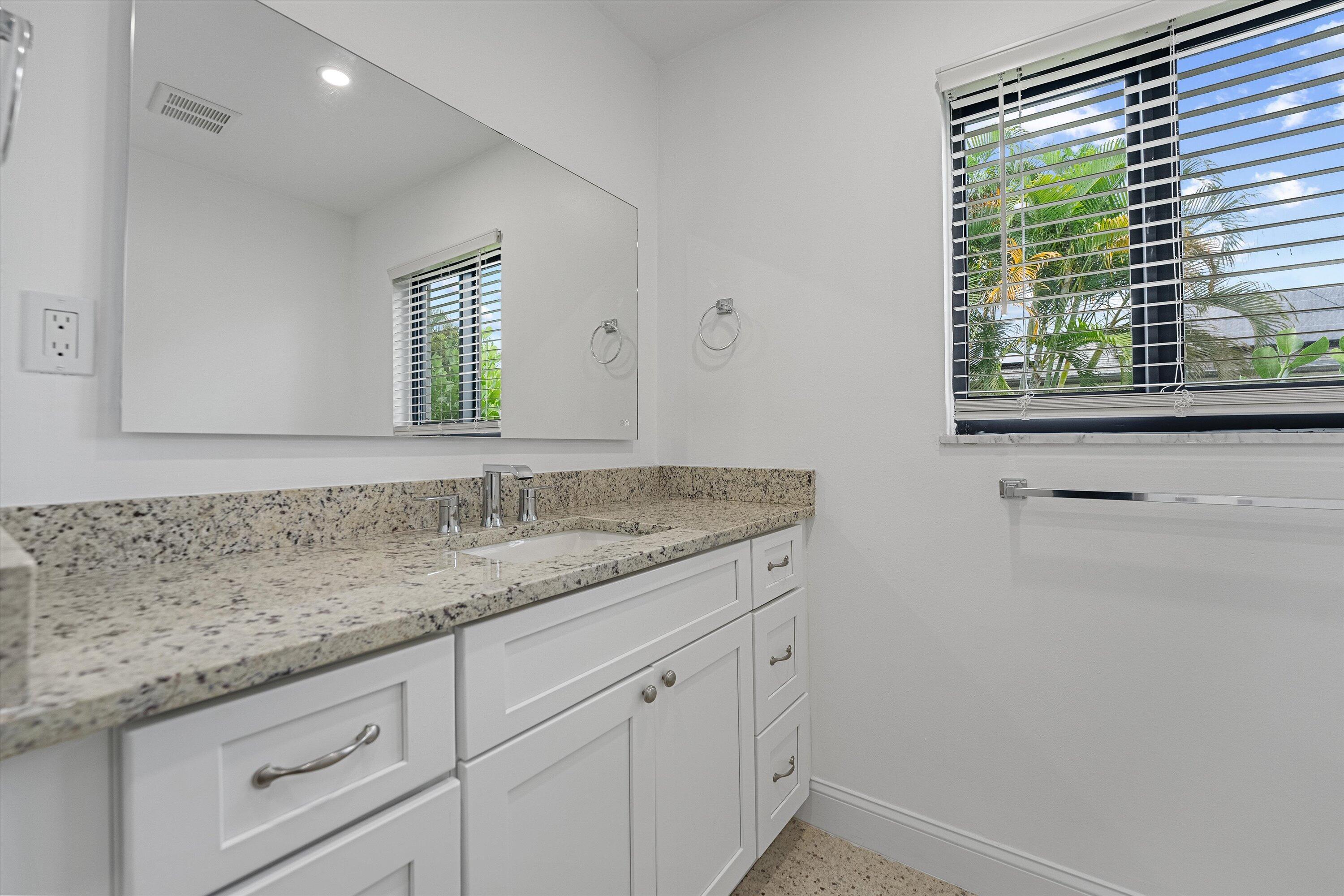1134 NW Spruce Ridge Drive