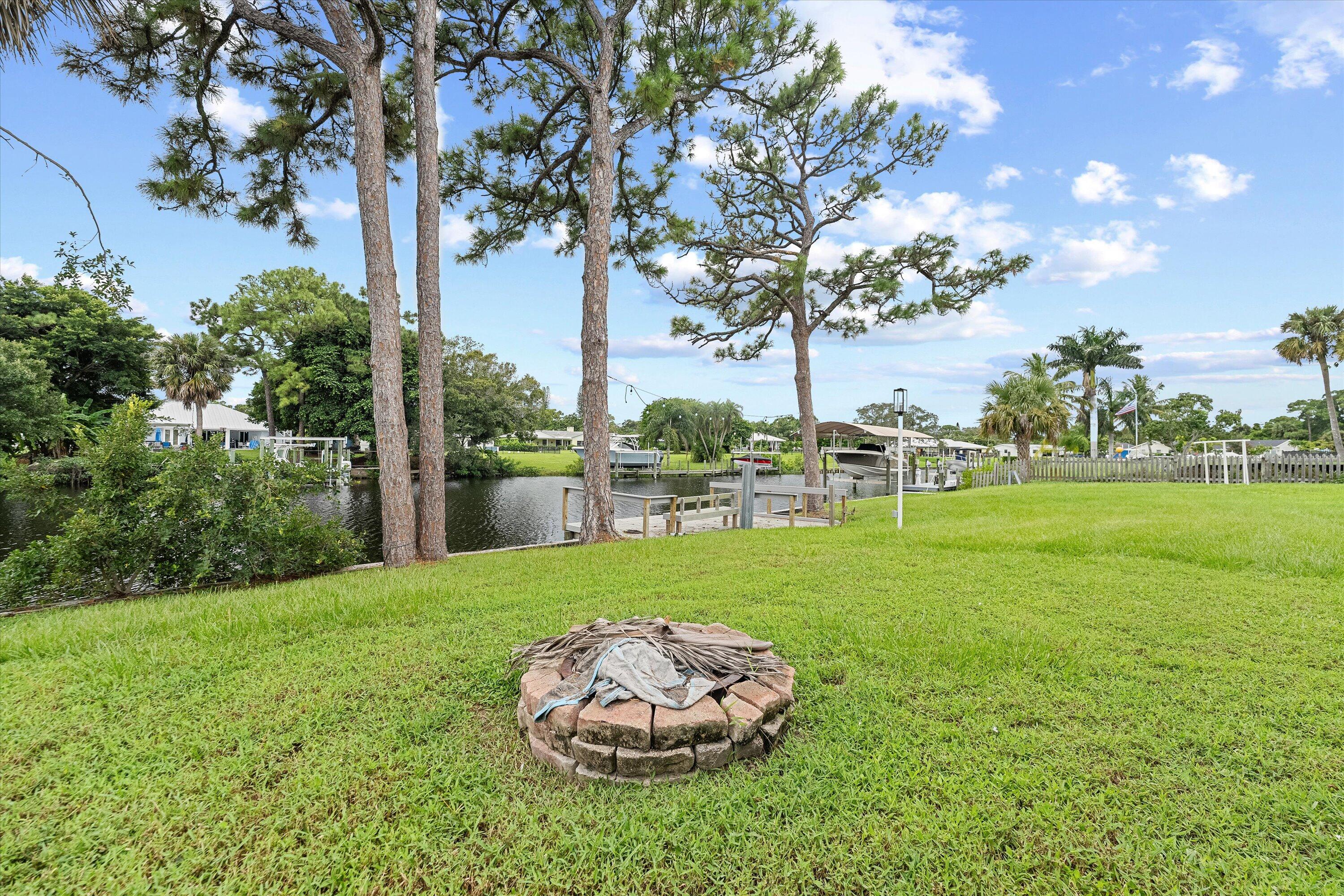 1134 NW Spruce Ridge Drive