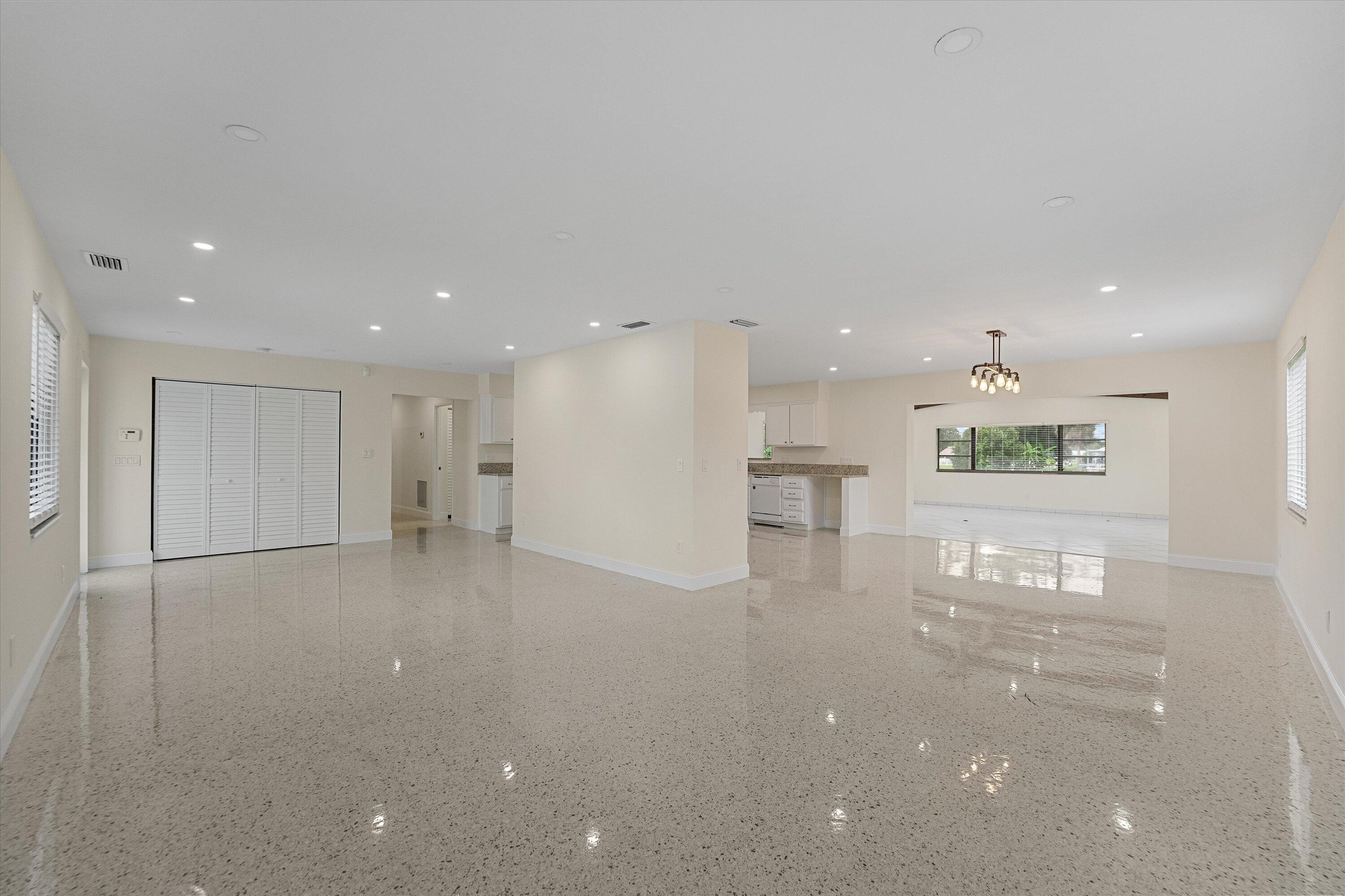 1134 NW Spruce Ridge Drive