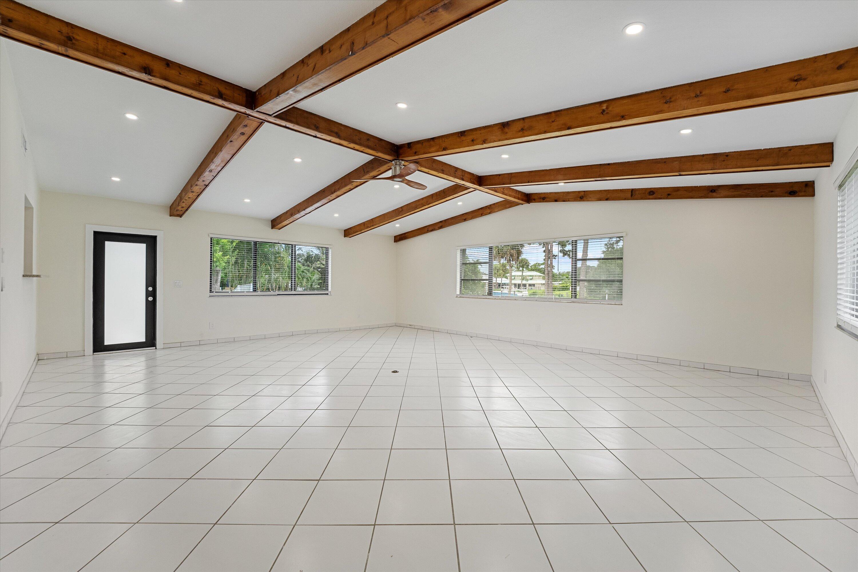 1134 NW Spruce Ridge Drive