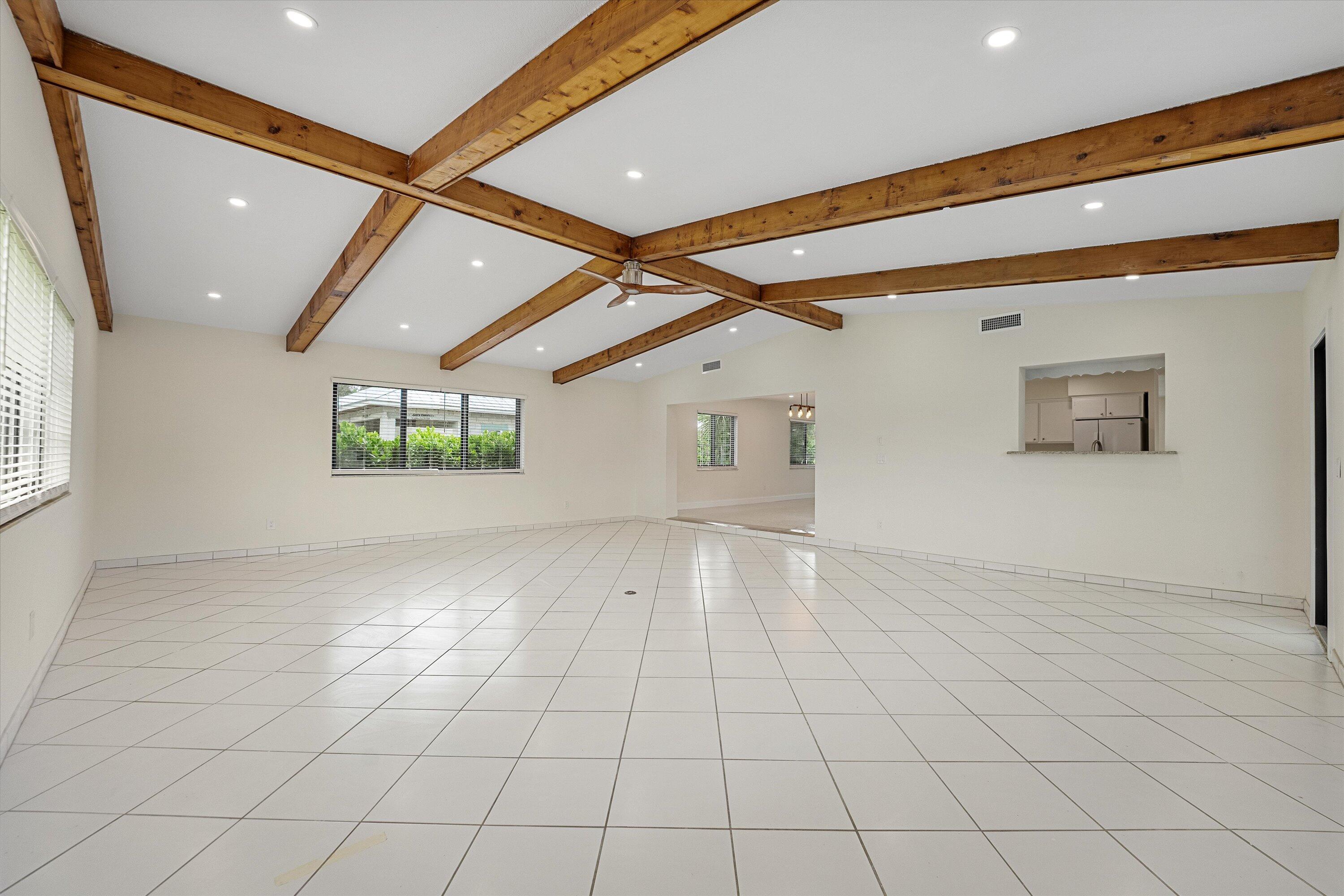 1134 NW Spruce Ridge Drive