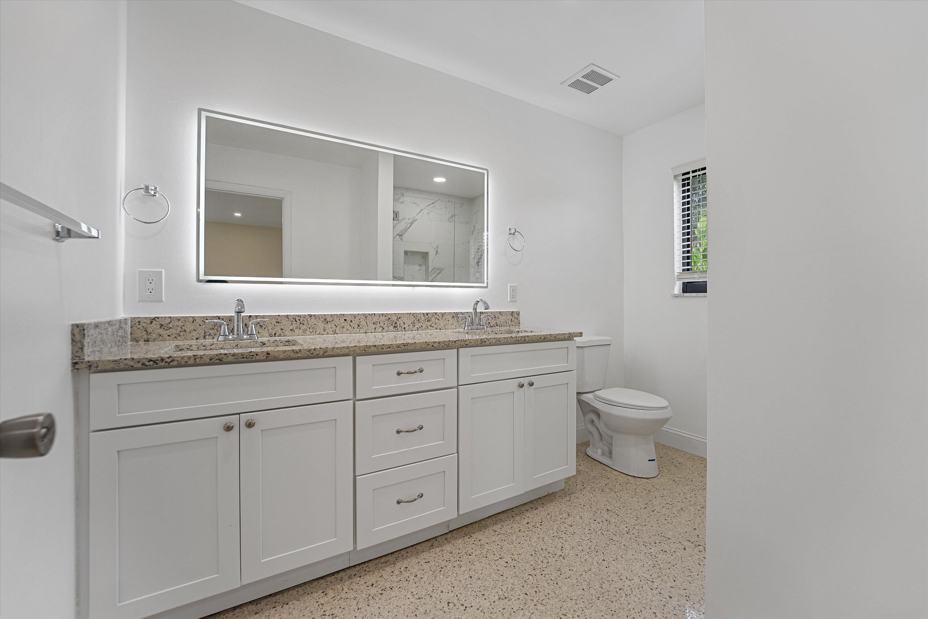 1134 NW Spruce Ridge Drive