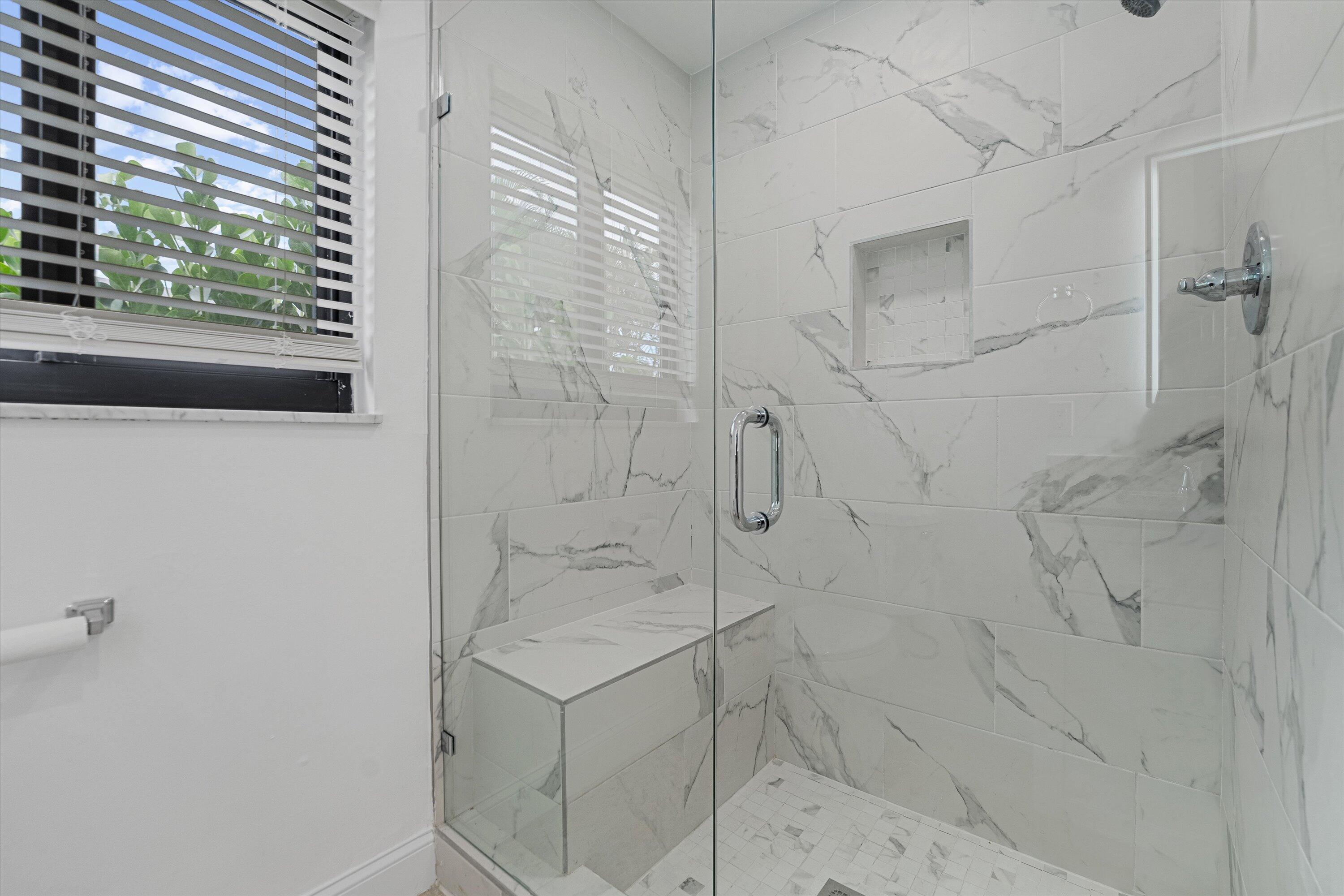 1134 NW Spruce Ridge Drive