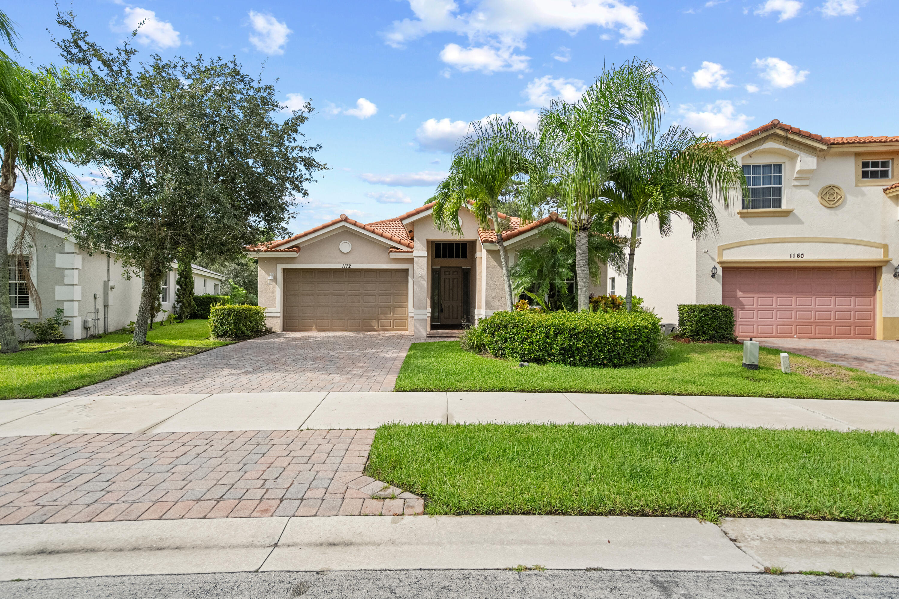 1172 SE Fleming Way