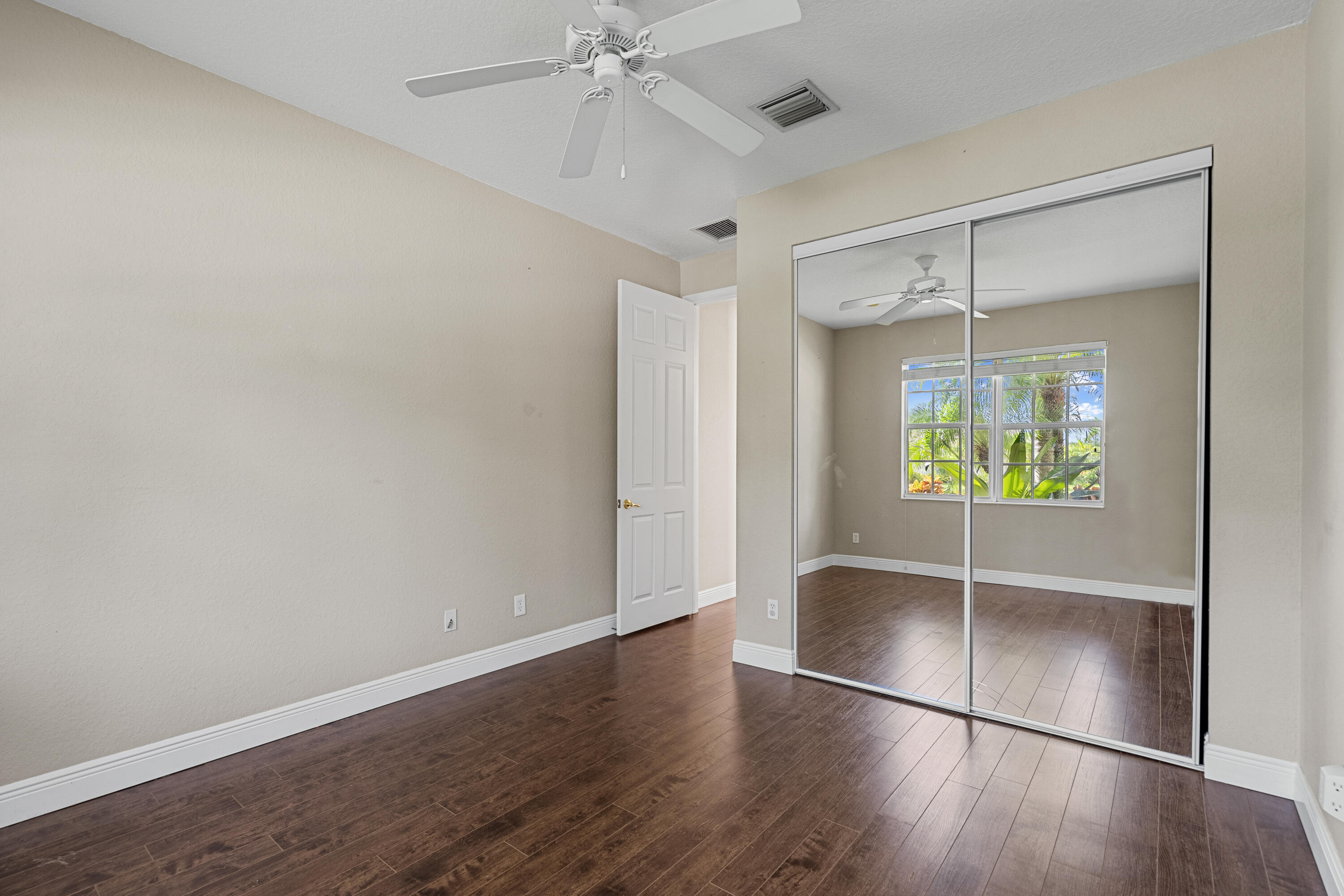 1172 SE Fleming Way