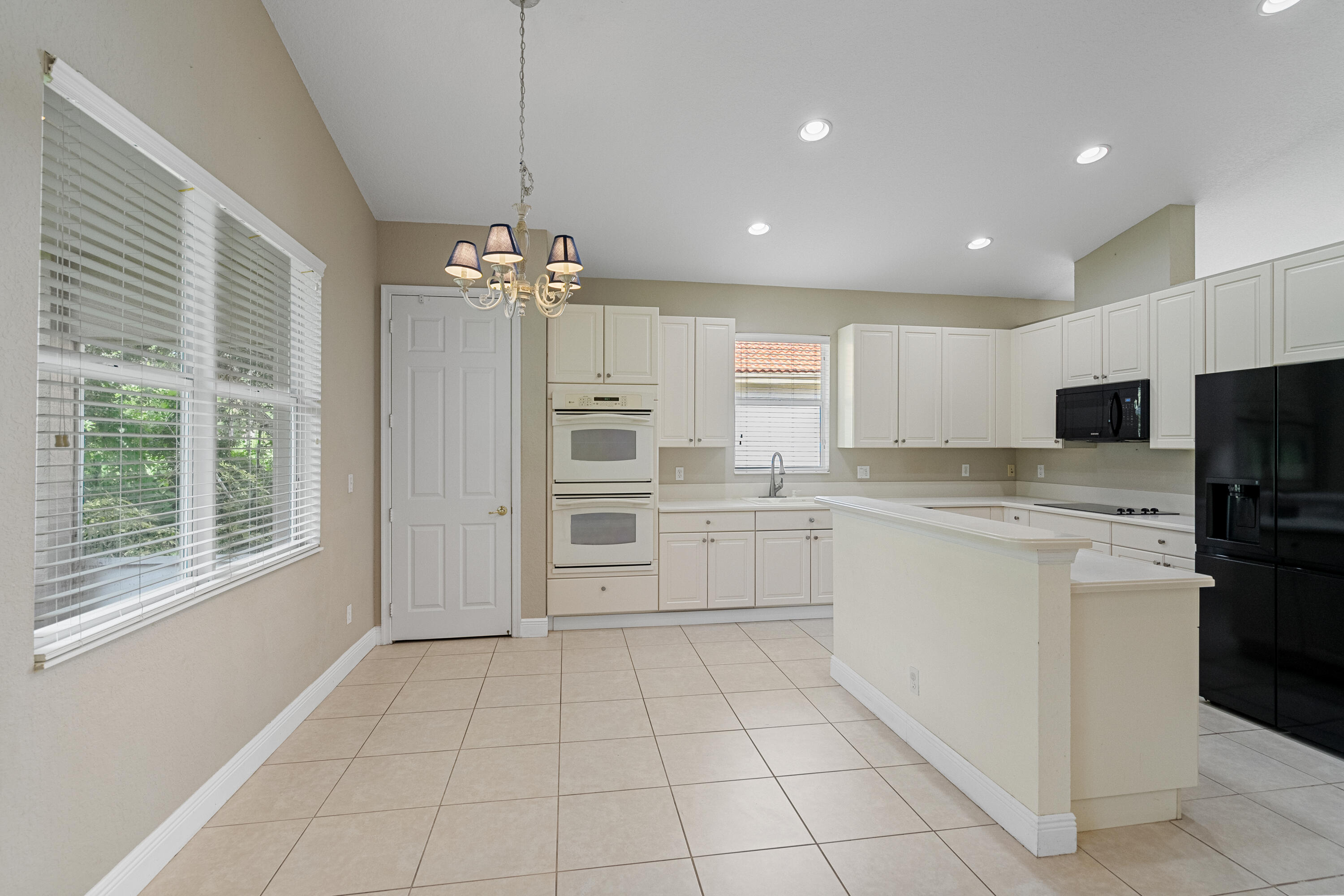 1172 SE Fleming Way