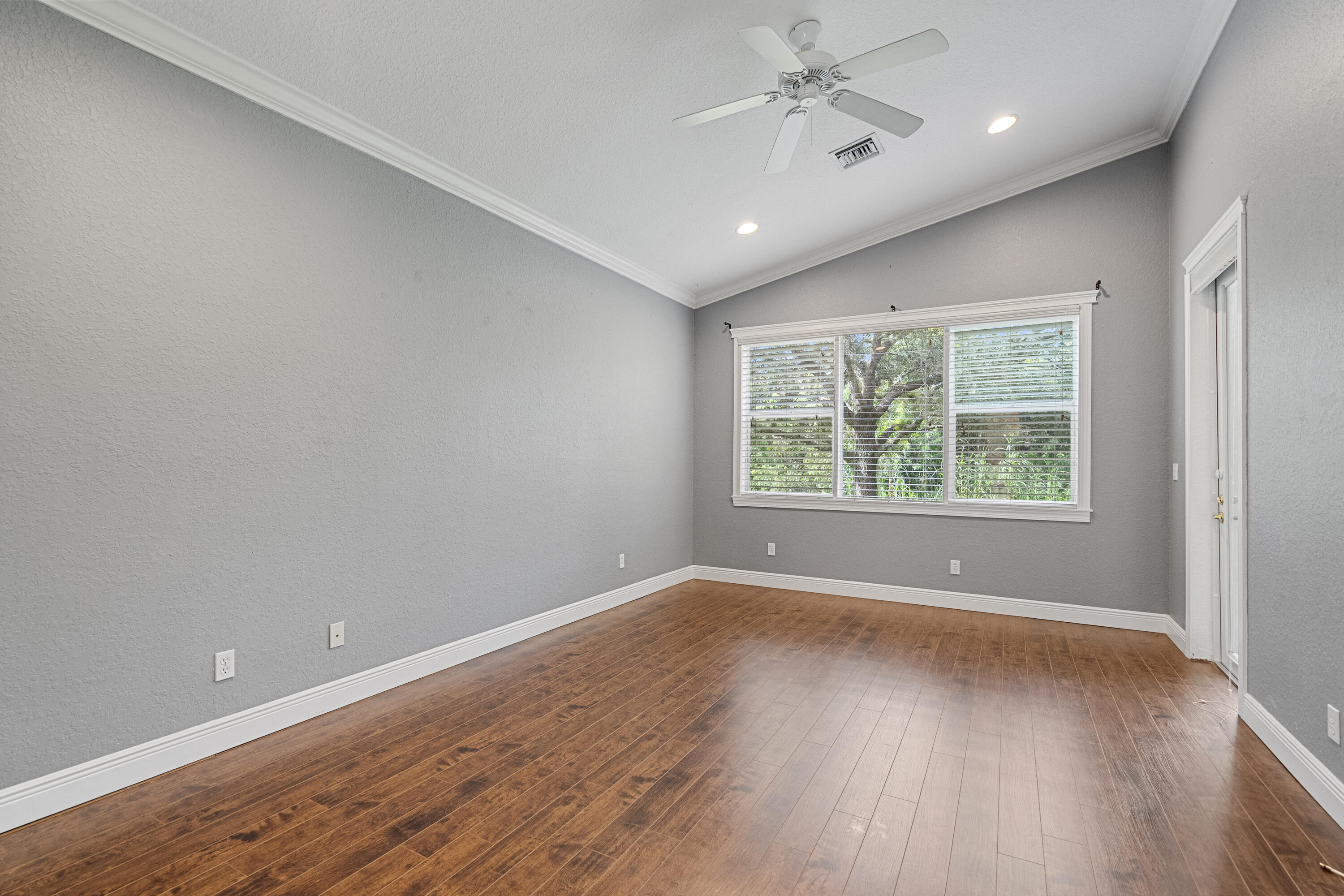 1172 SE Fleming Way