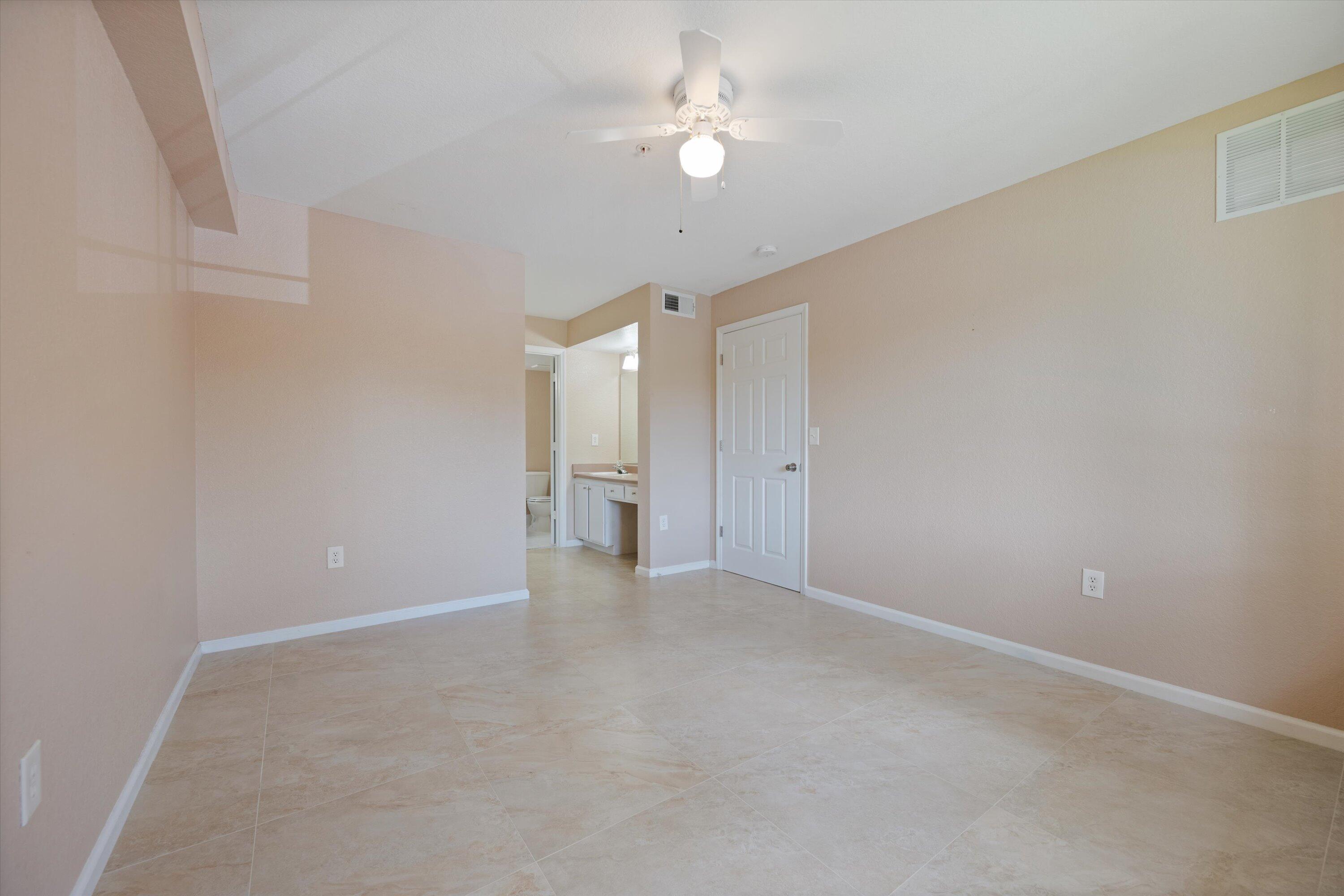 181 SW Palm Drive 207, Port St. Lucie Unit: 207