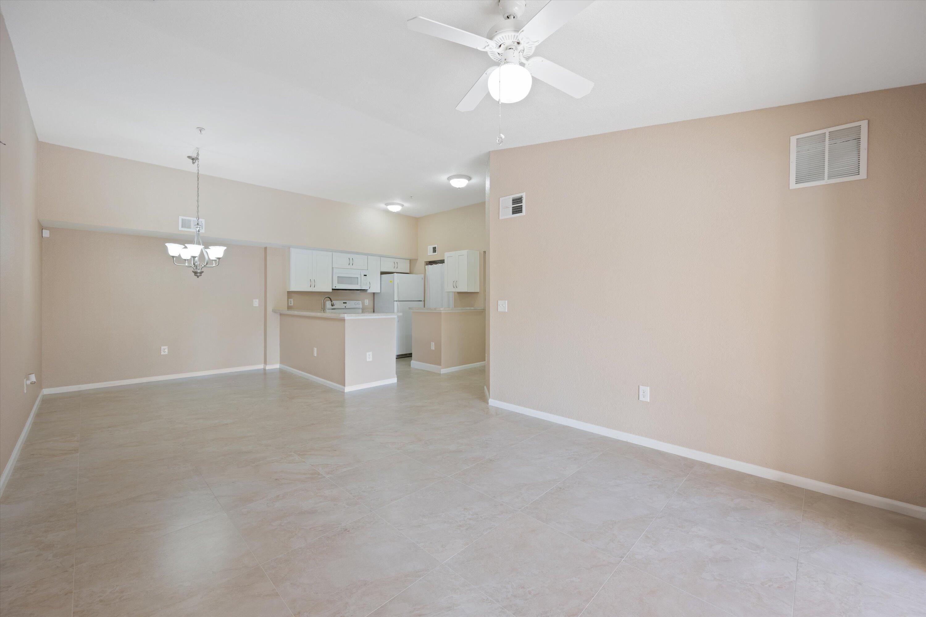 181 SW Palm Drive 207, Port St. Lucie Unit: 207