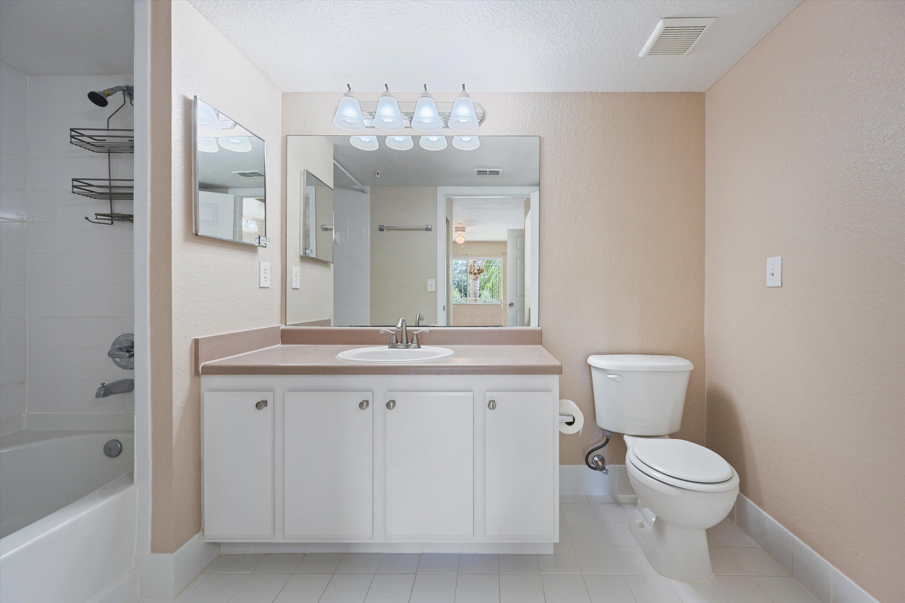 181 SW Palm Drive 207, Port St. Lucie Unit: 207