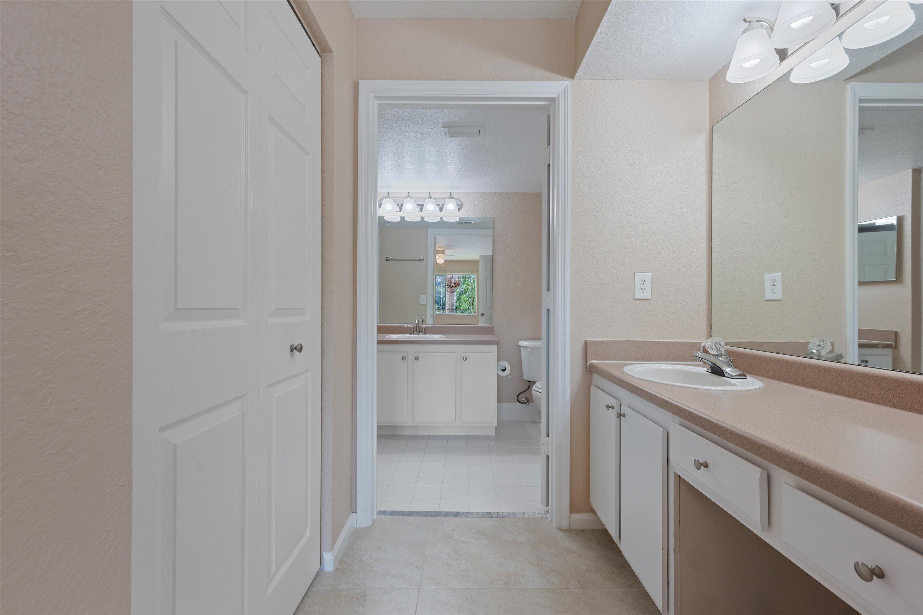 181 SW Palm Drive 207, Port St. Lucie Unit: 207
