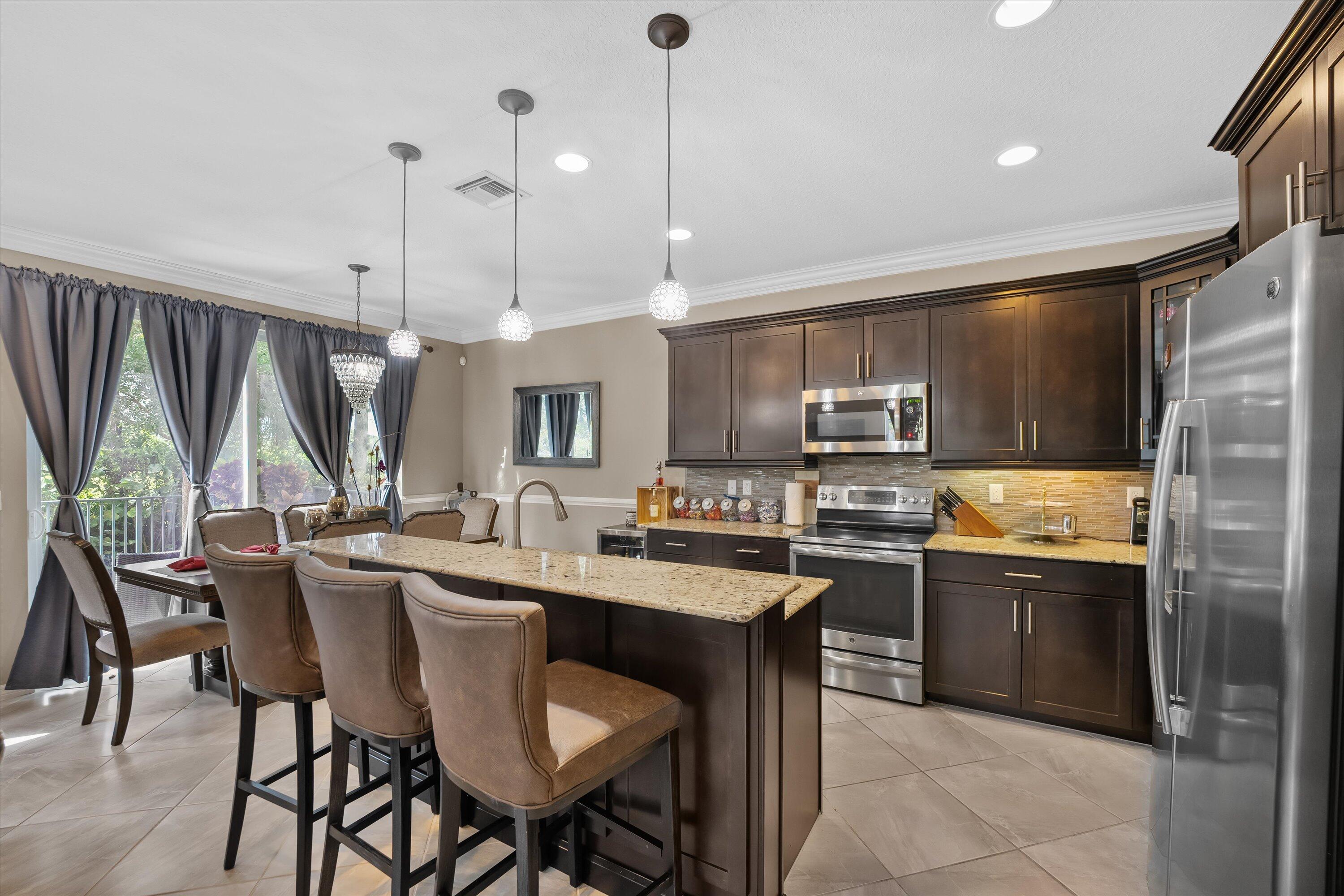 4613 Tara Cove Way