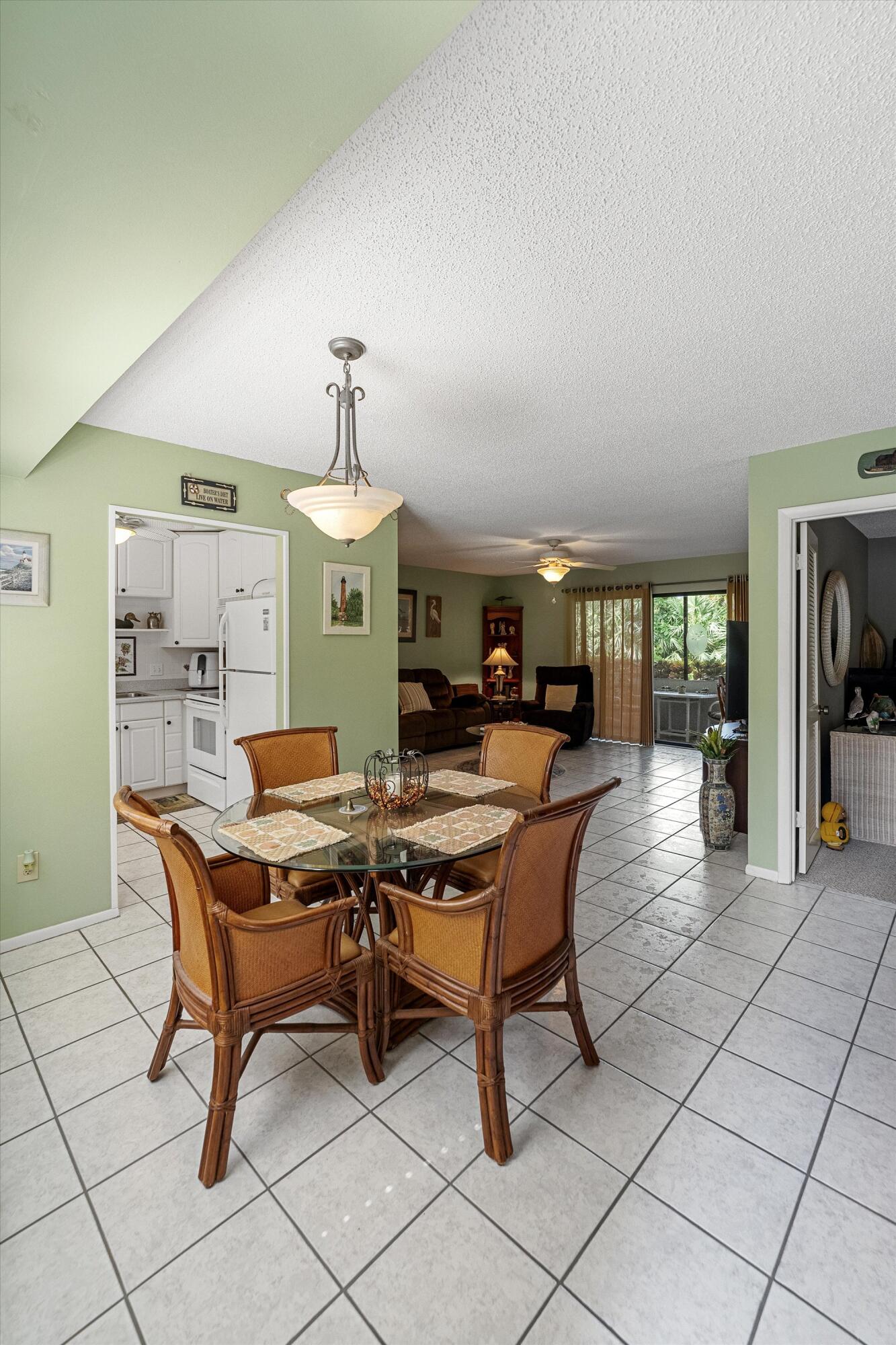 800 NW Fork Road 7-3