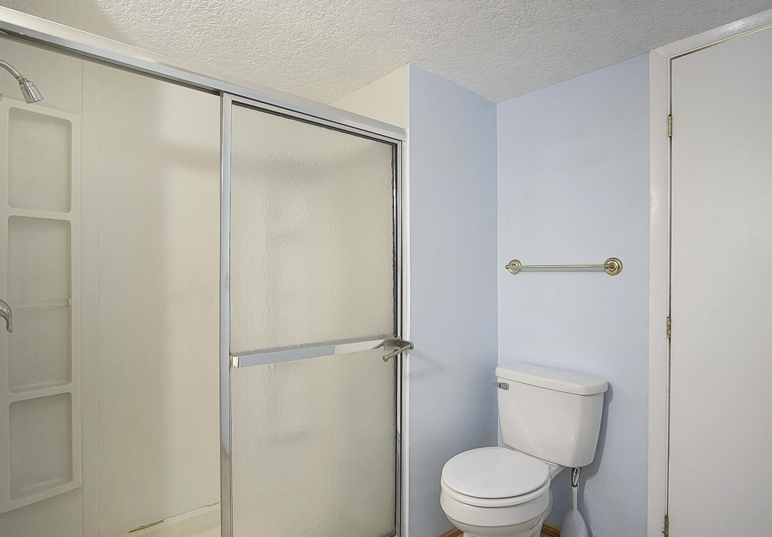 609 Garden View