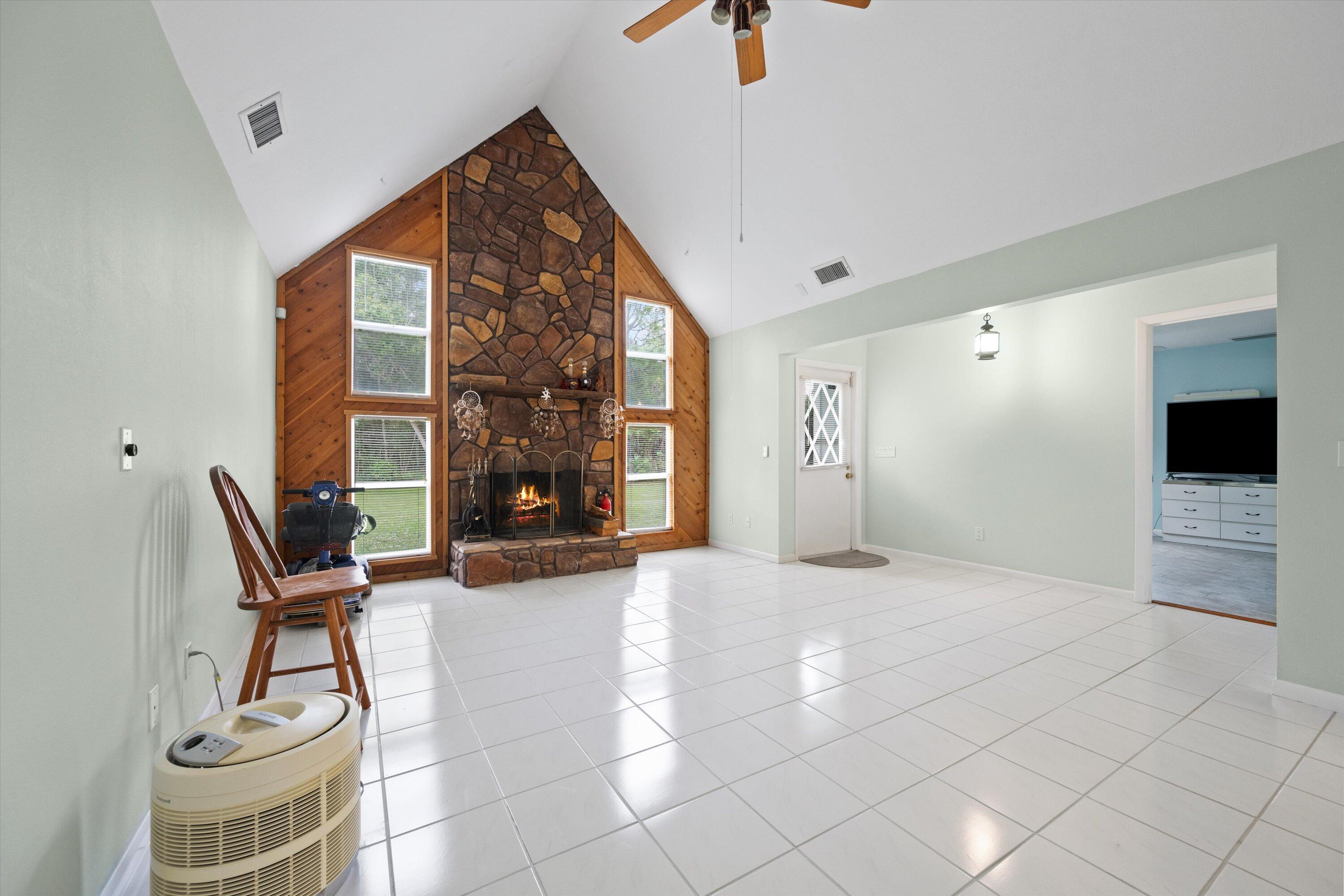 1950 SW Hackman Terrace