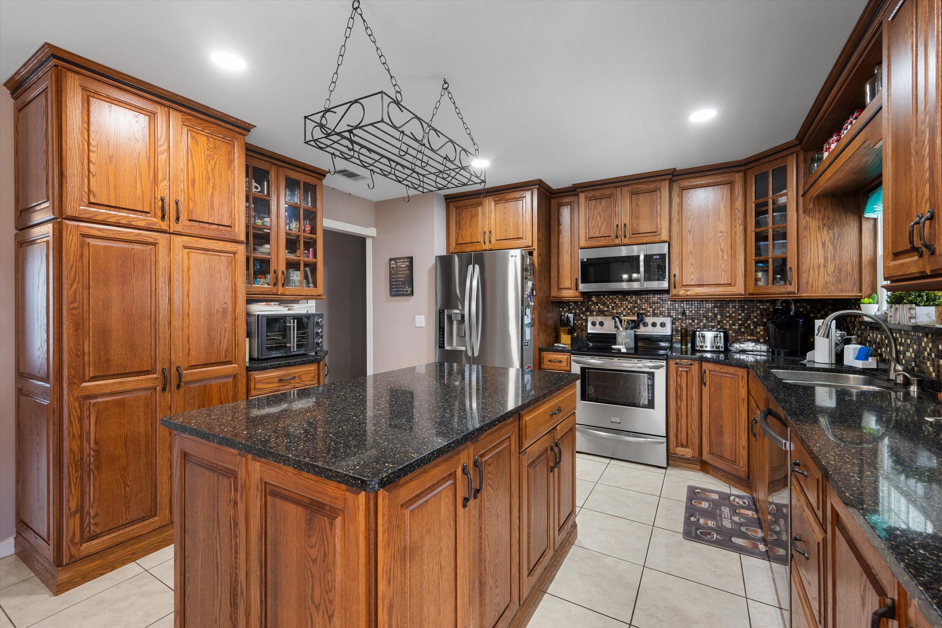 2169 SE Dolphin Road, Port St. Lucie