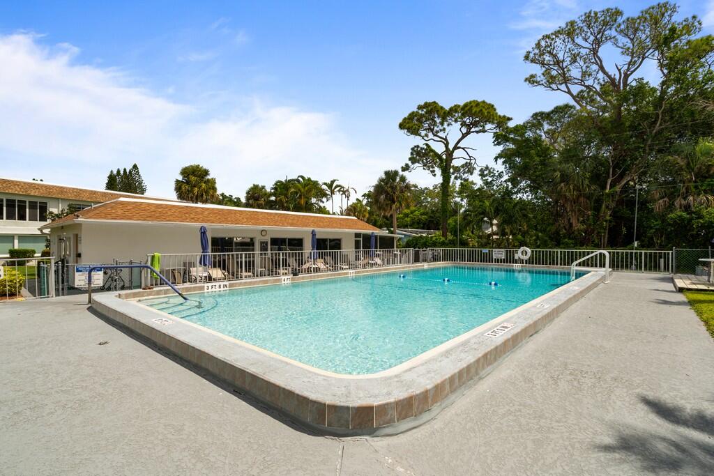 2950 SE Ocean Boulevard 11-2