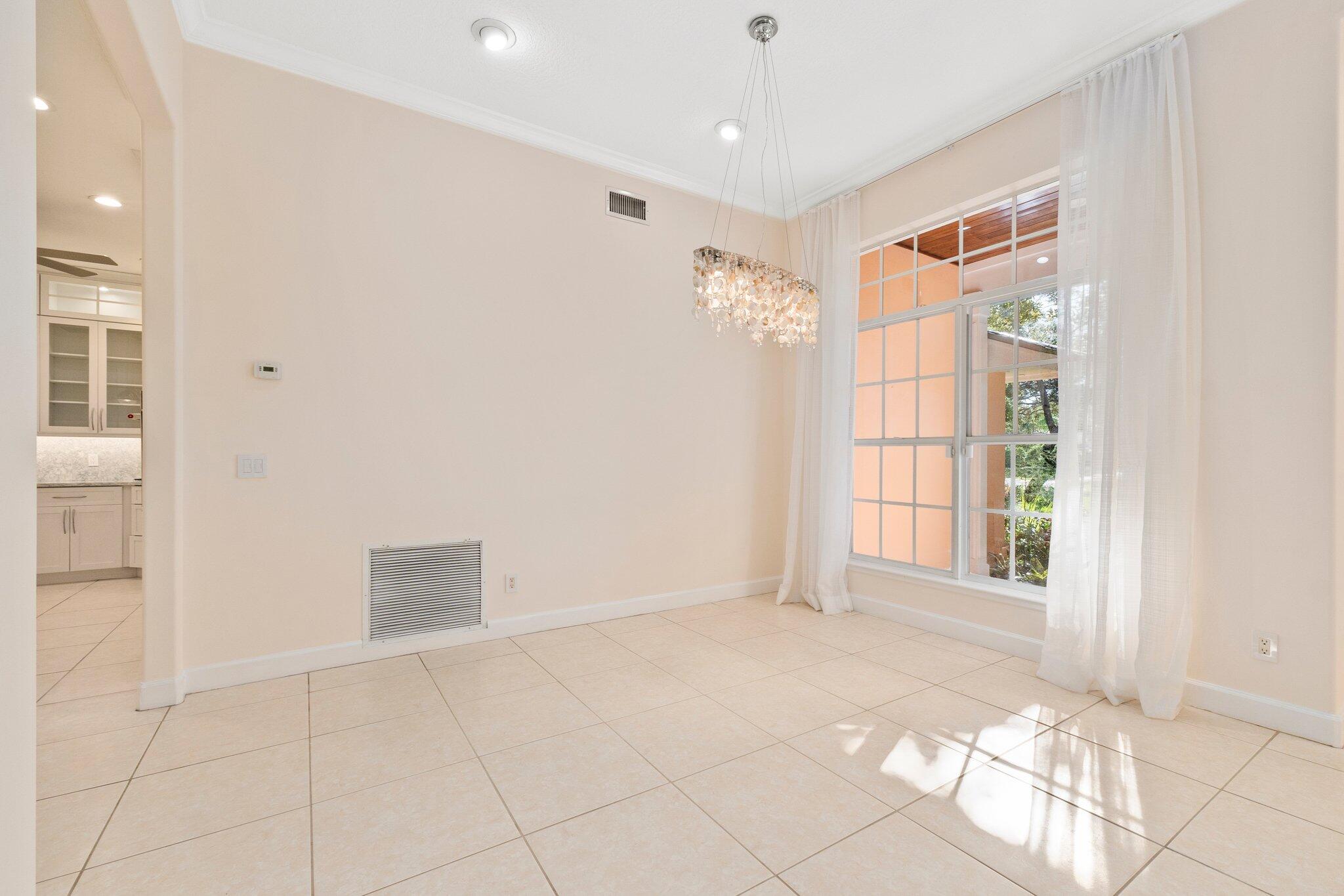 23 Castle Hill Way