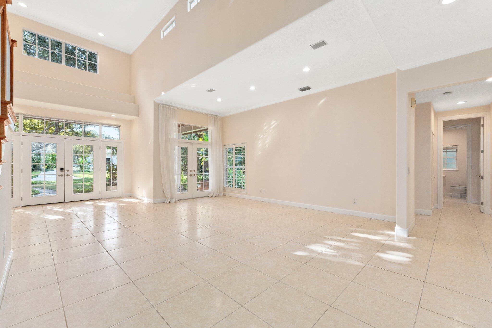 23 Castle Hill Way