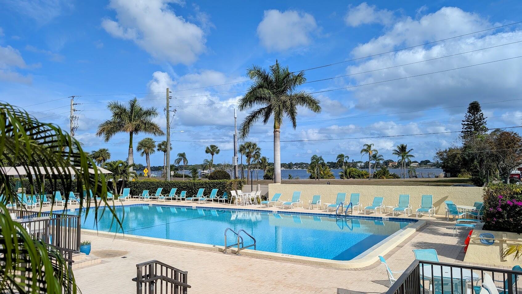 1800 SE Saint Lucie Boulevard 12307