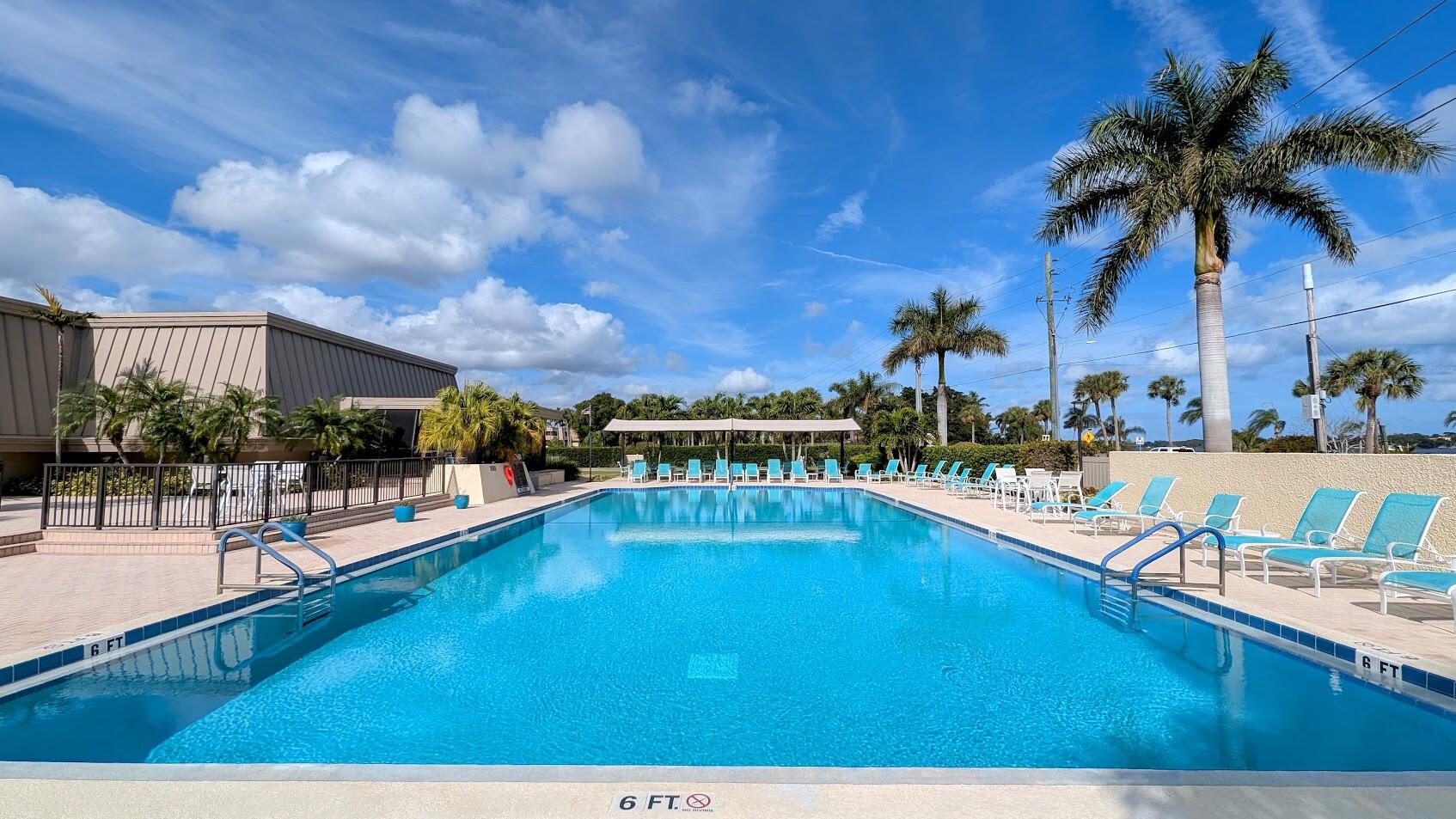 1800 SE Saint Lucie Boulevard 12307