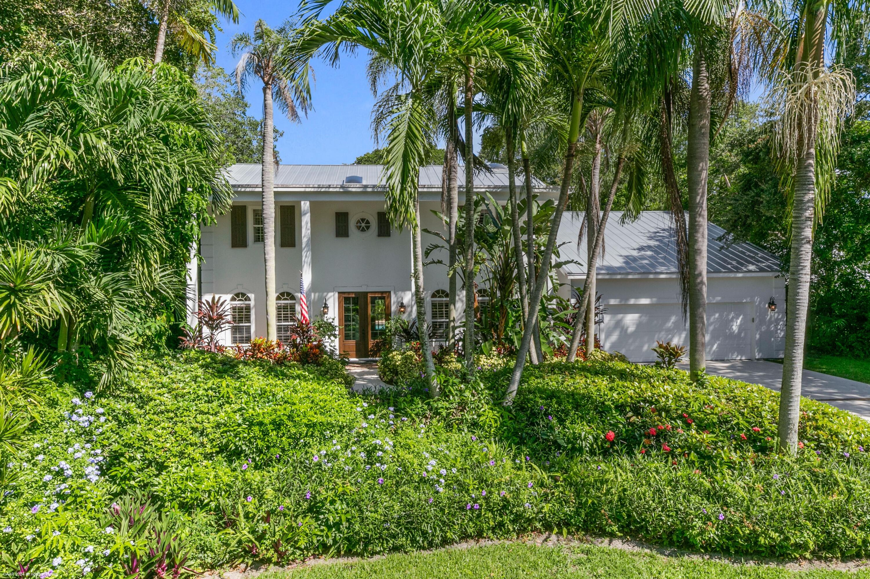 16 Ridgeview Road N