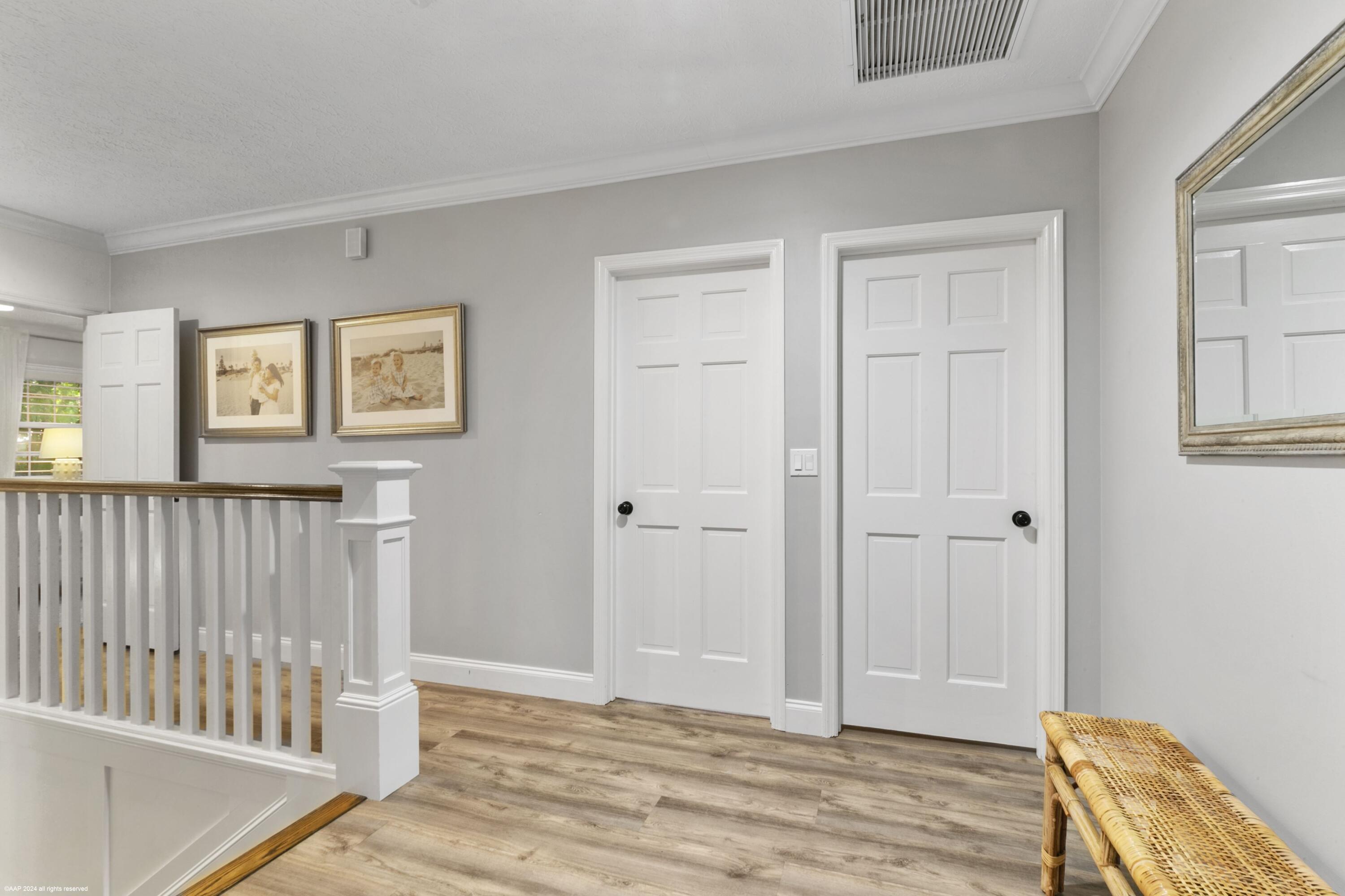 16 Ridgeview Road N