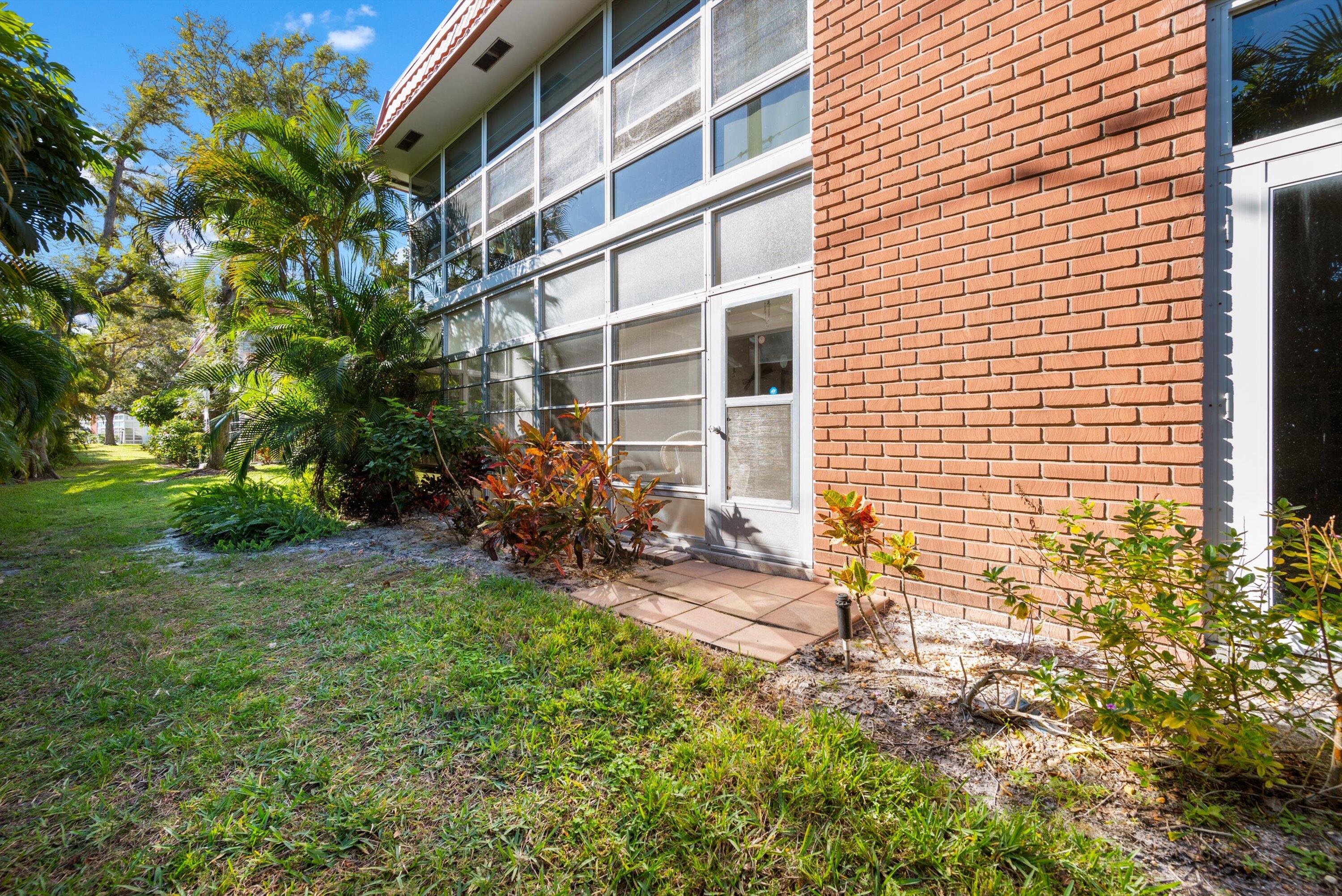 2600 SE Ocean Boulevard Kk6