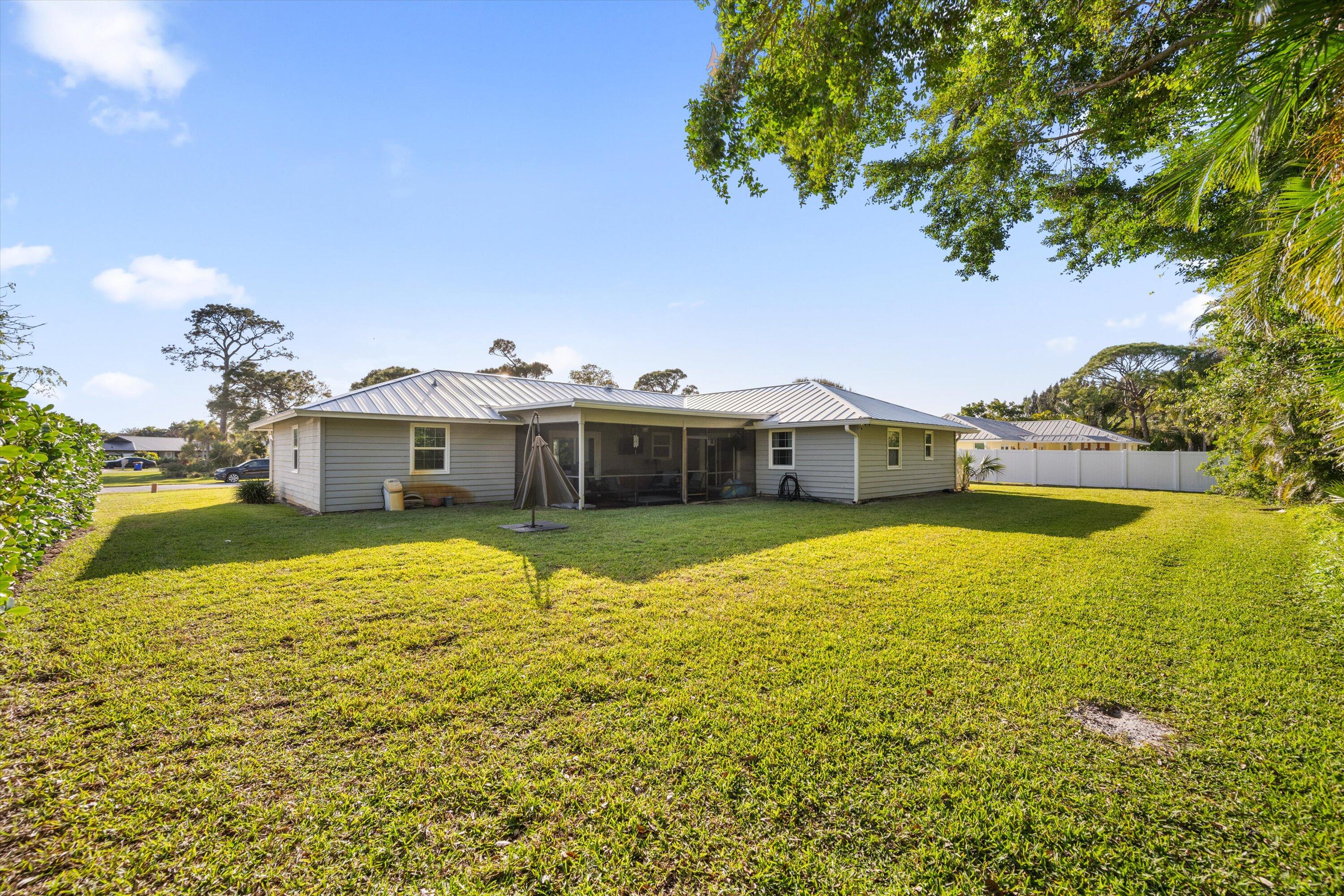 3561 SE Micanopy Terrace